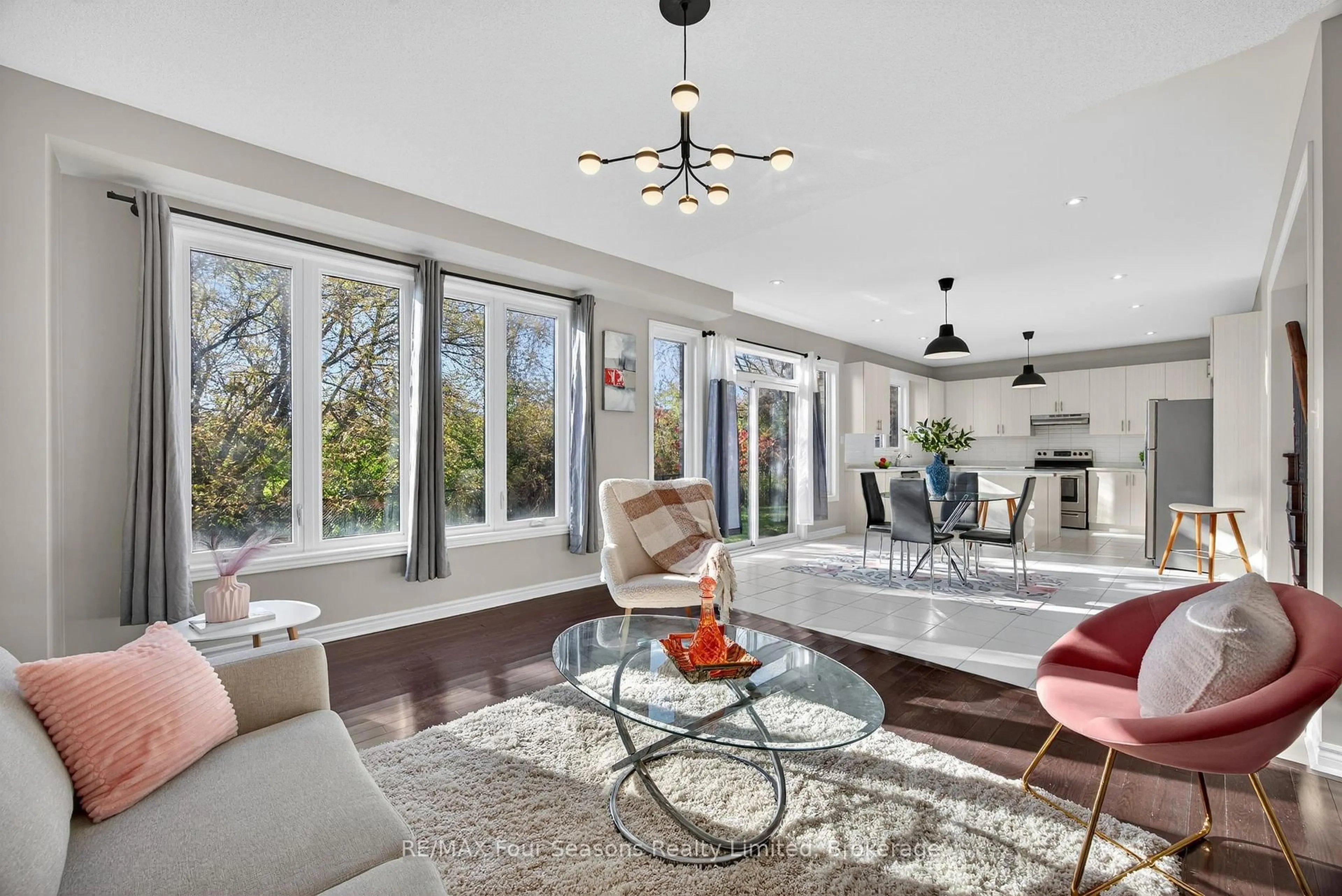 Living room with furniture, unknown for 62 Kirby Ave, Collingwood Ontario L9Y 3Y8