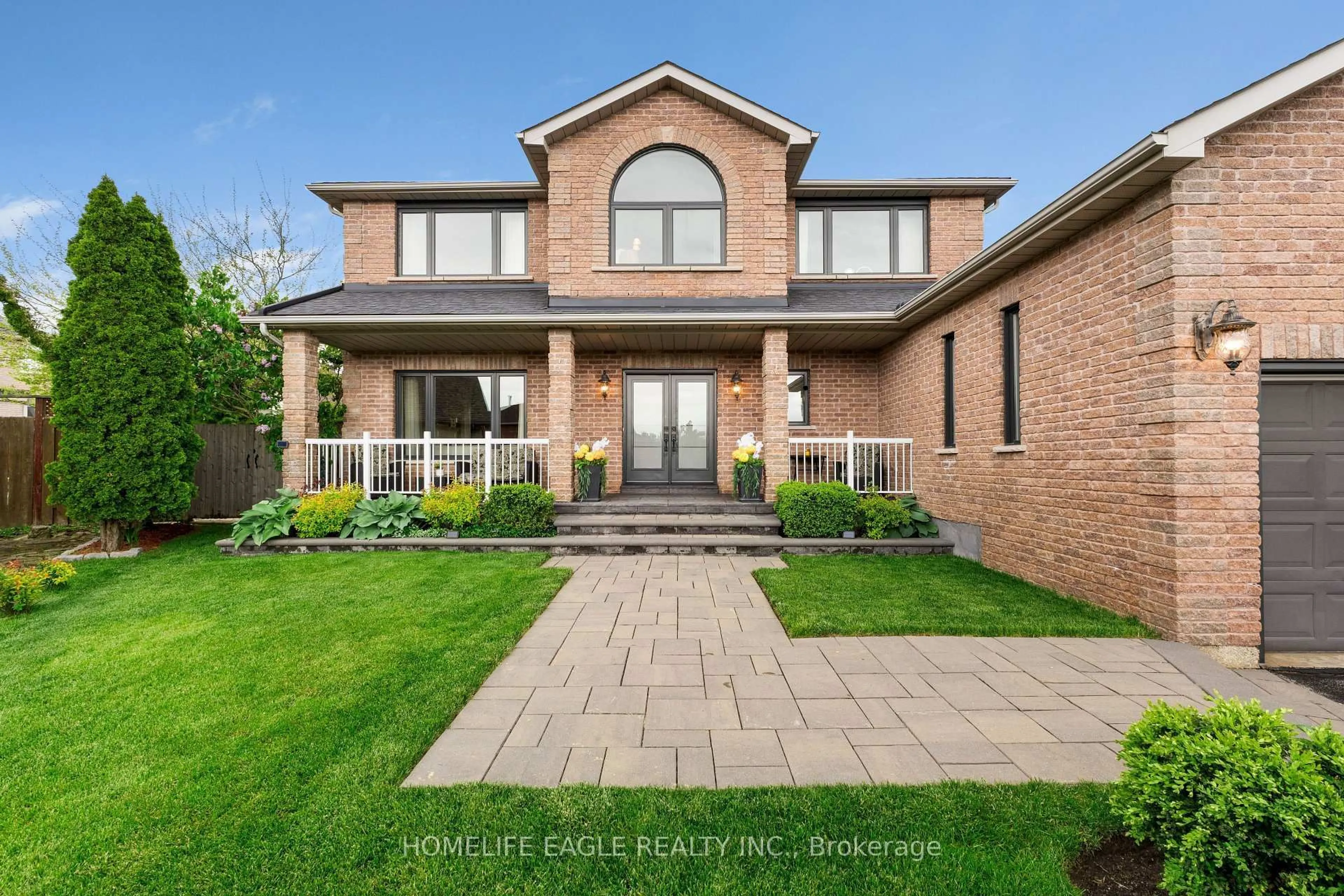 Home with brick exterior material, street for 14 Rebecca Crt, Barrie Ontario L4N 0V5
