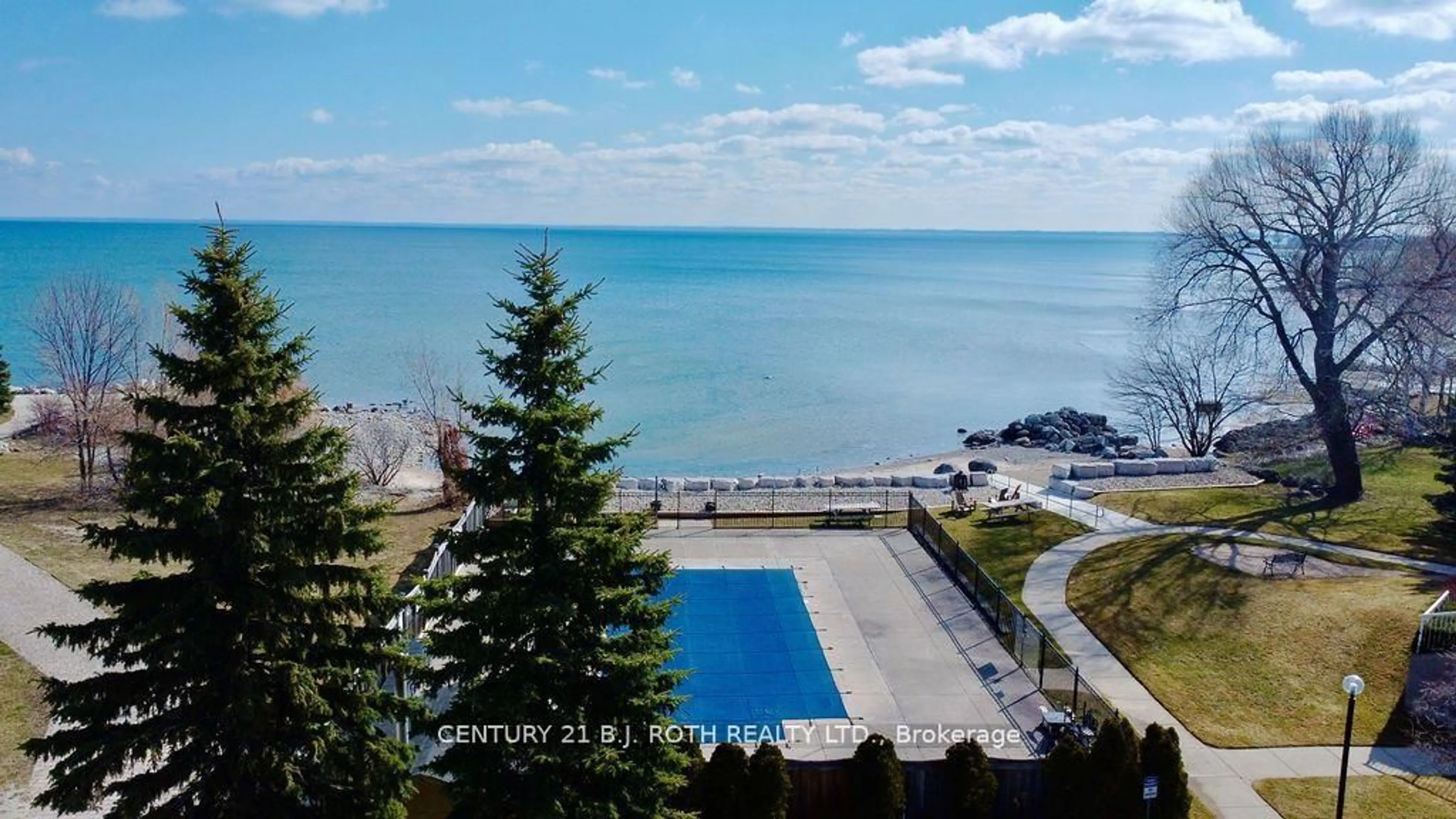 Pool for 16 Raglan St #304, Collingwood Ontario L9Y 4Y2