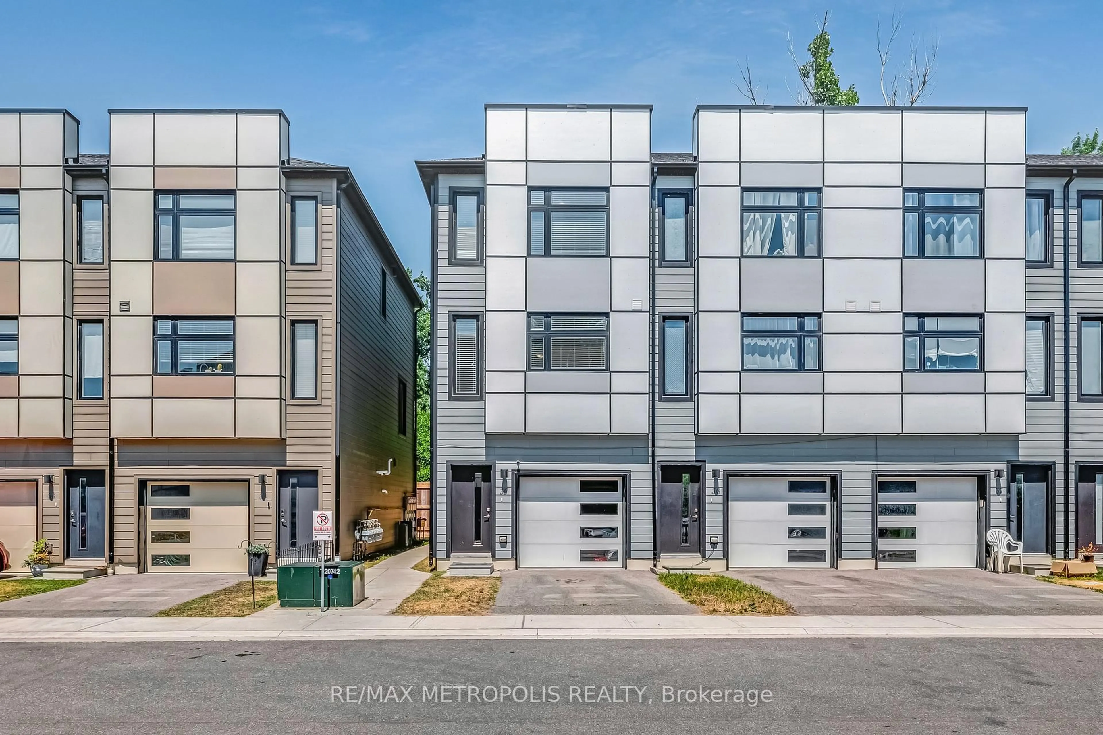 Unknown for 540 Essa Rd #35, Barrie Ontario L9J 0H2