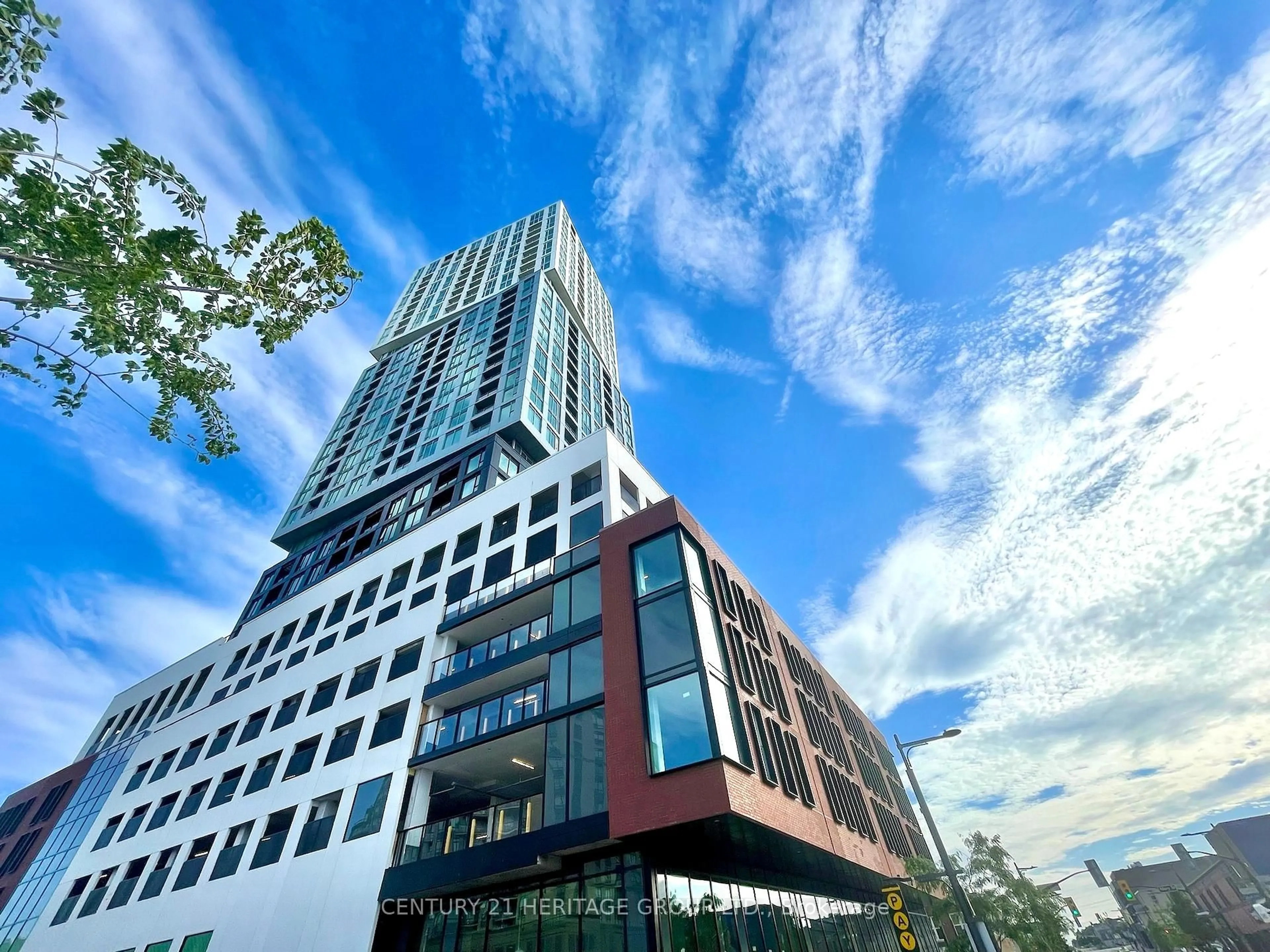 Unknown for 39 Mary St #1403, Barrie Ontario L4N 1S9