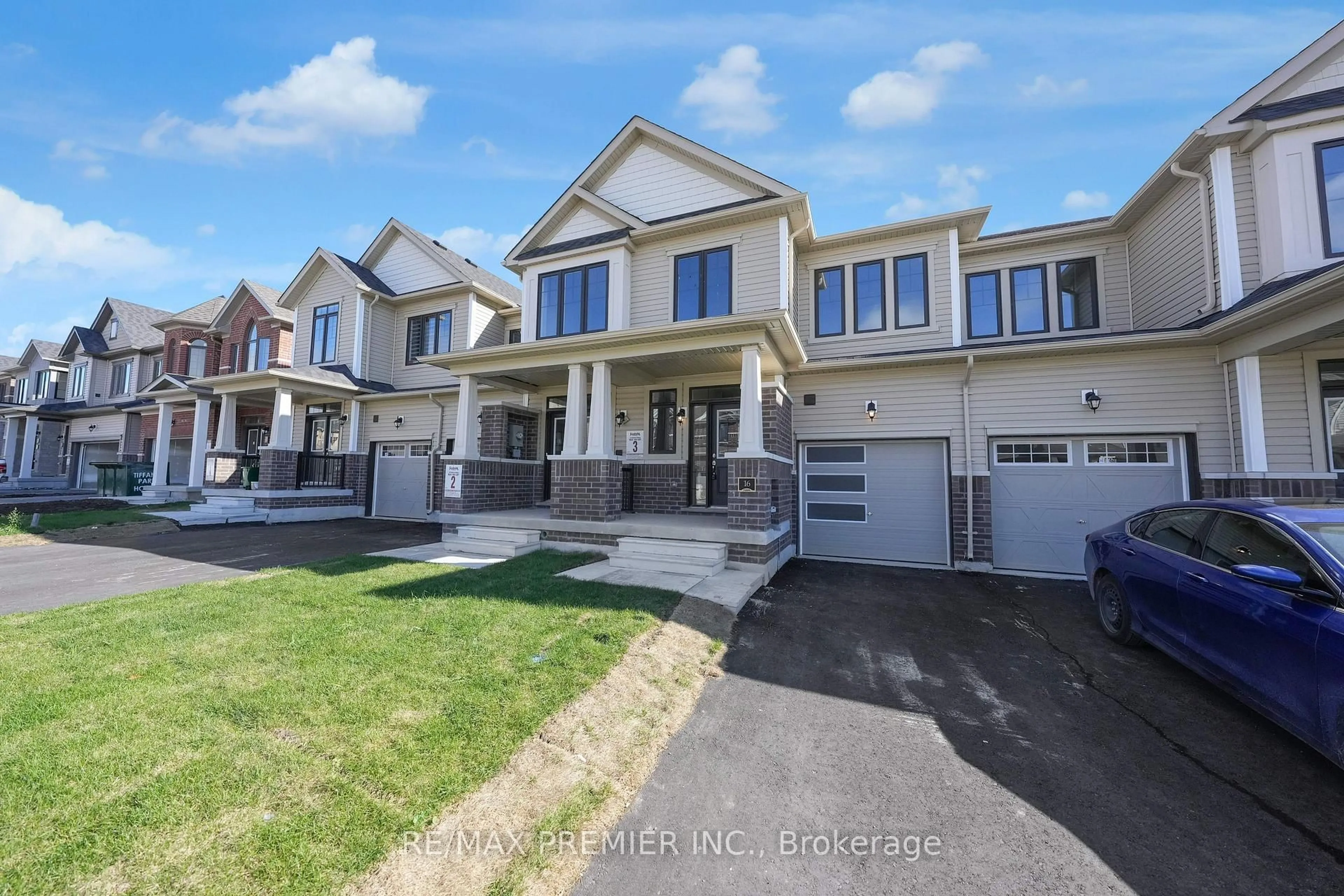 Unknown for 16 Prudhoe Terr, Barrie Ontario L9S 2Z8