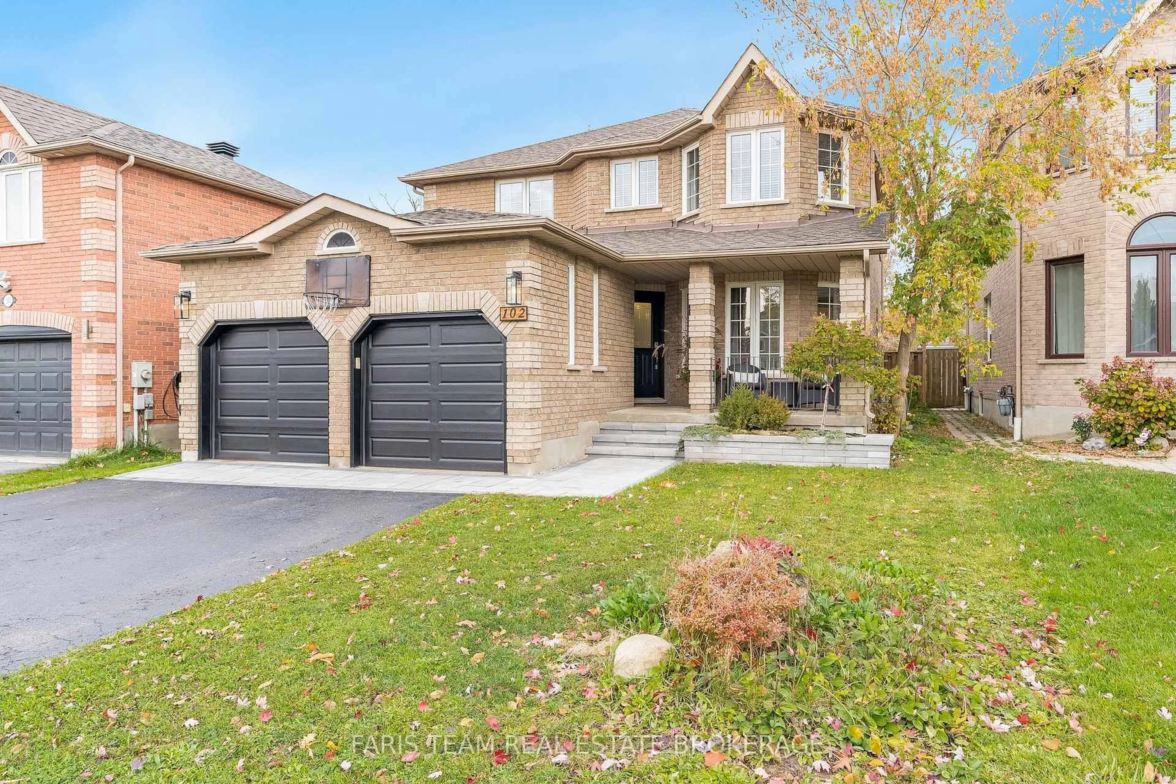 Home with brick exterior material, street for 102 Country Lane, Barrie Ontario L4N 0N3