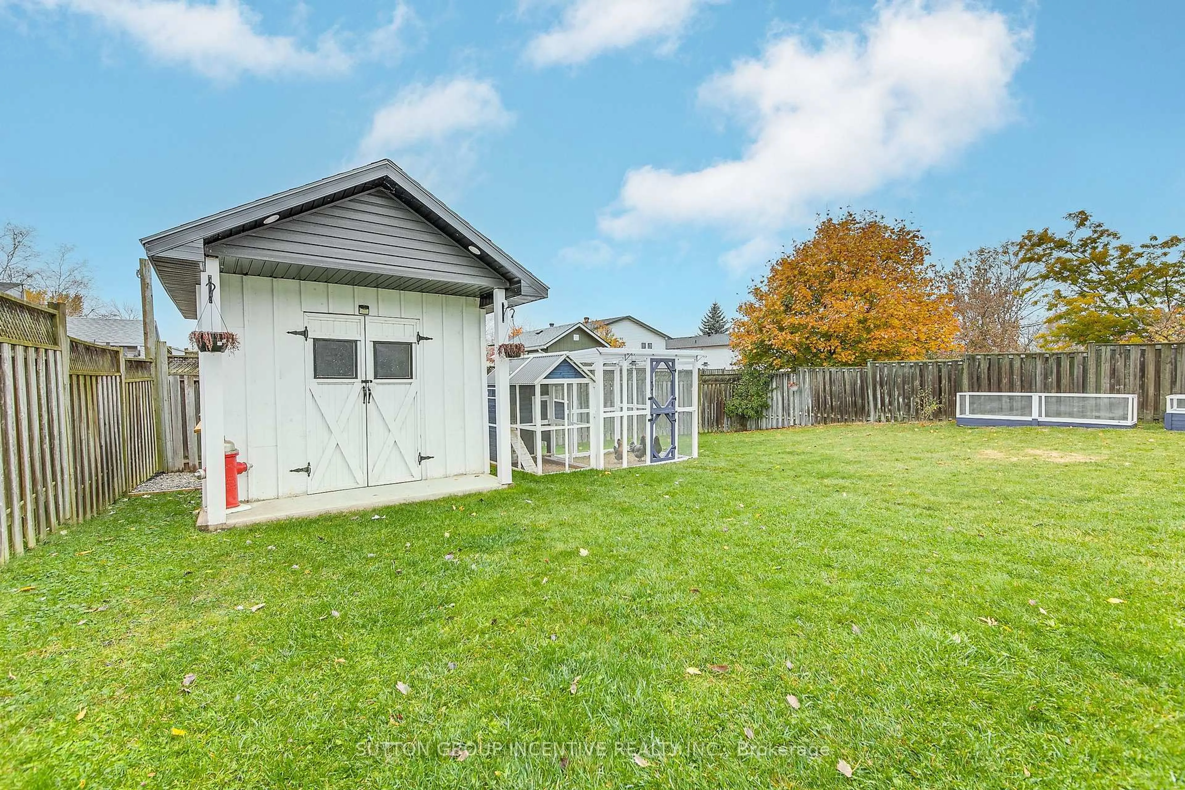 Shed for 389 High St, Orillia Ontario L3V 4X6