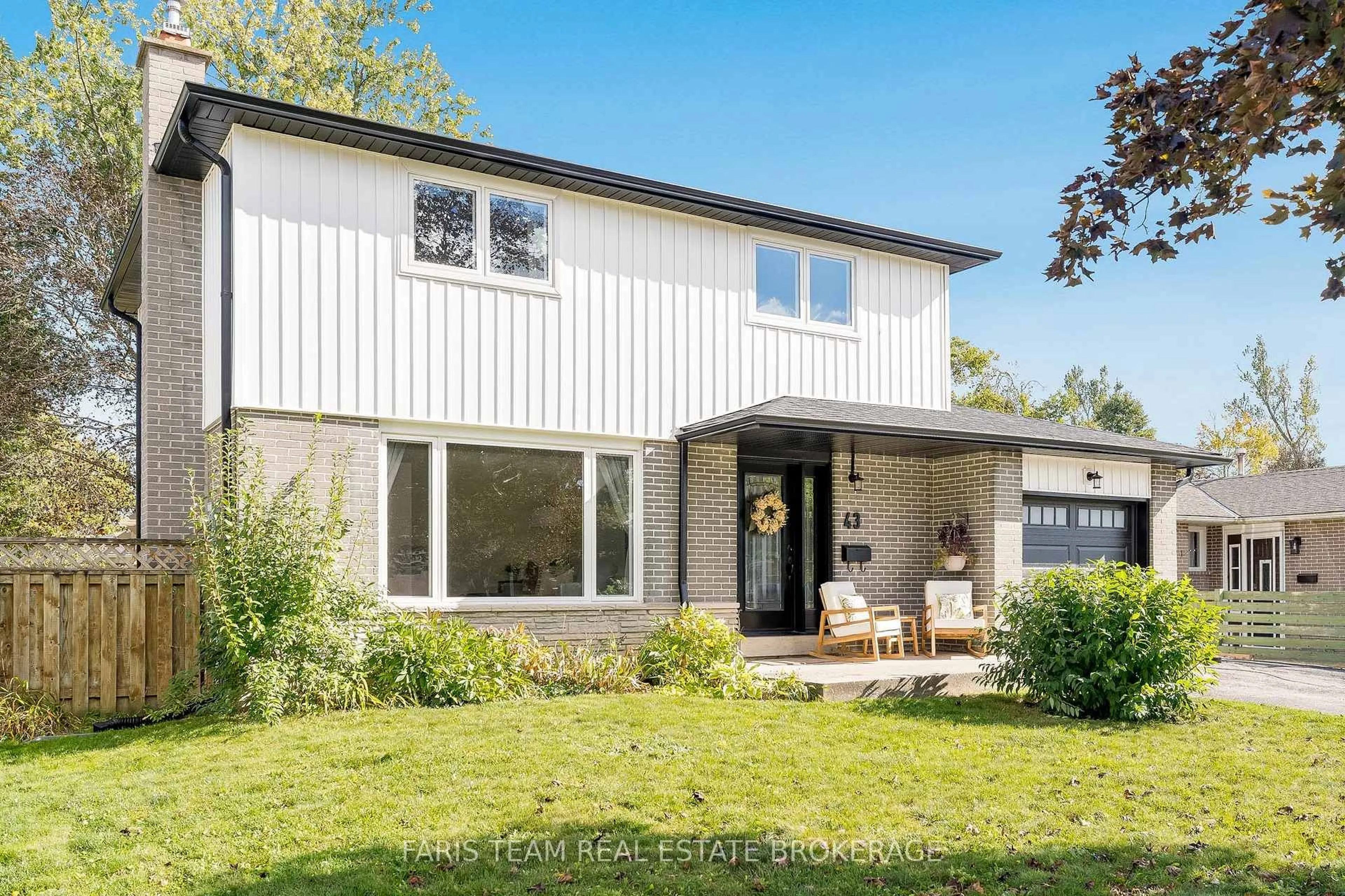 Home with brick exterior material, street for 43 Jeffrey St, Barrie Ontario L4M 4L4