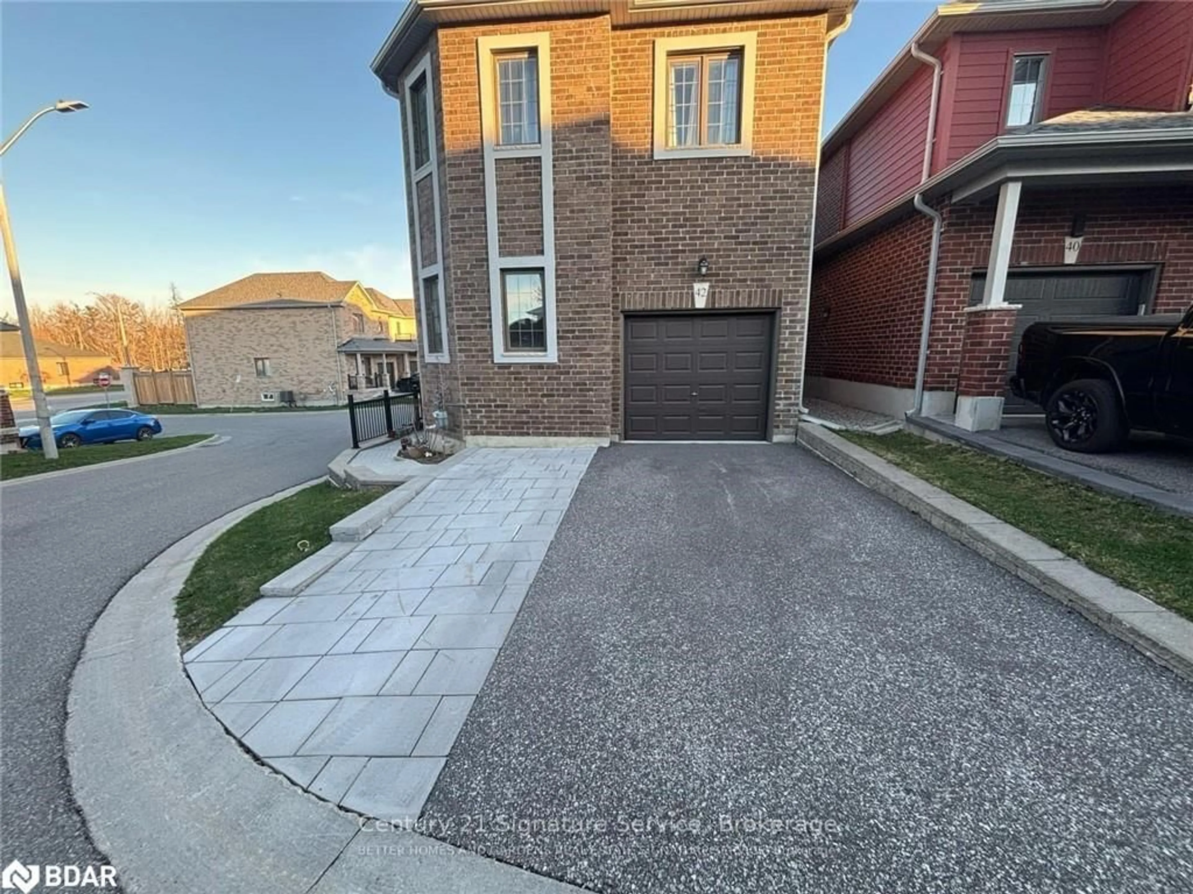 Unknown for 42 Bedford Estates Cres, Barrie Ontario L4N 9K5