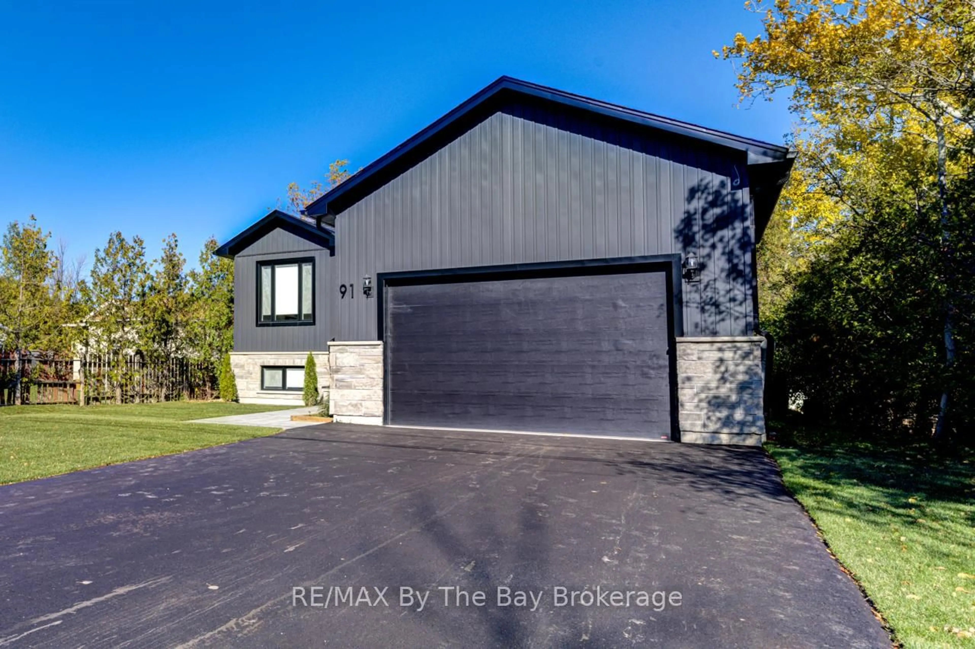 Unknown for 91 Summer View Ave, Collingwood Ontario L9Y 3Z1