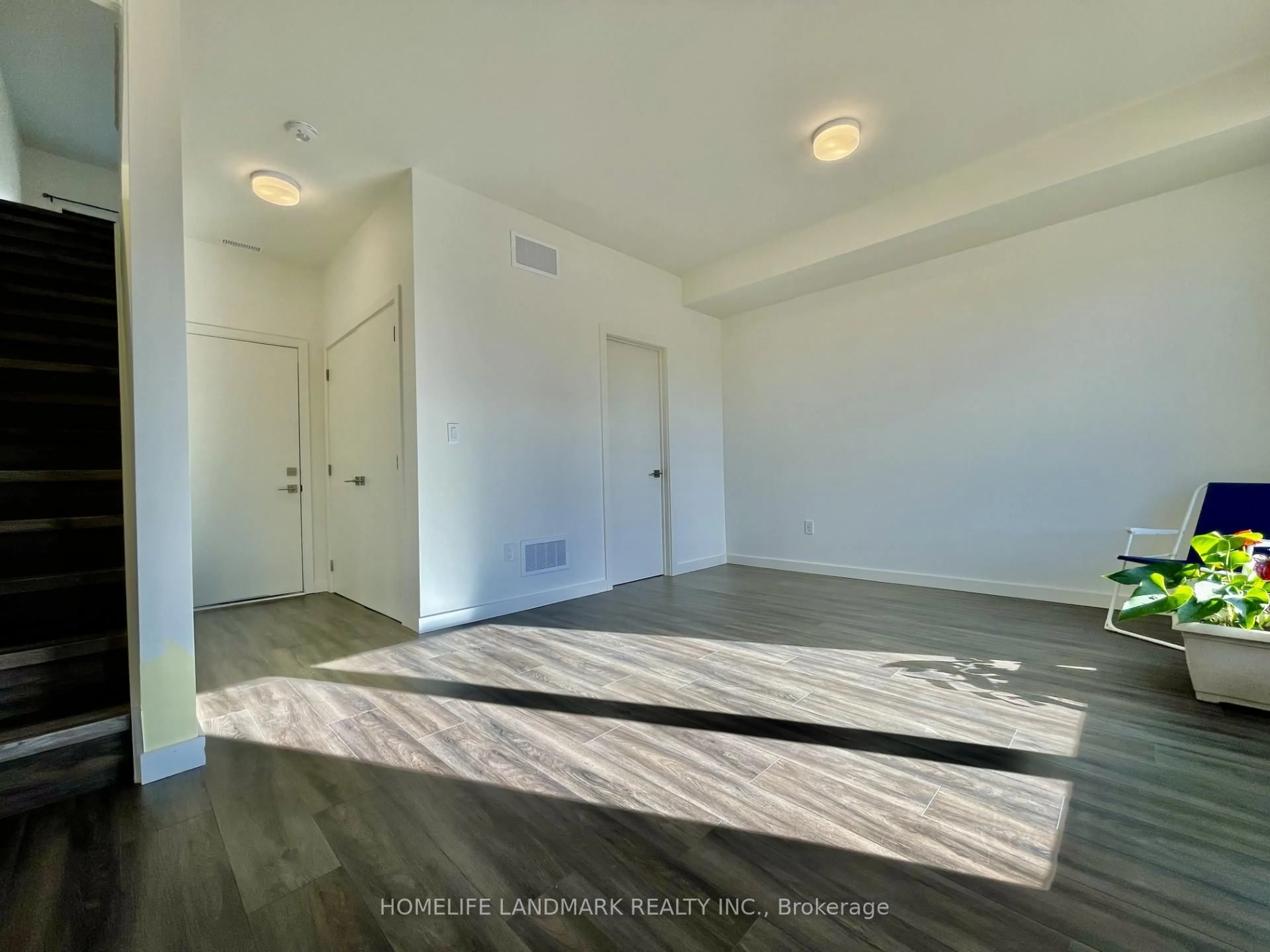 A pic of a room for 29 Rainwater Lane, Barrie Ontario L4N 9J6