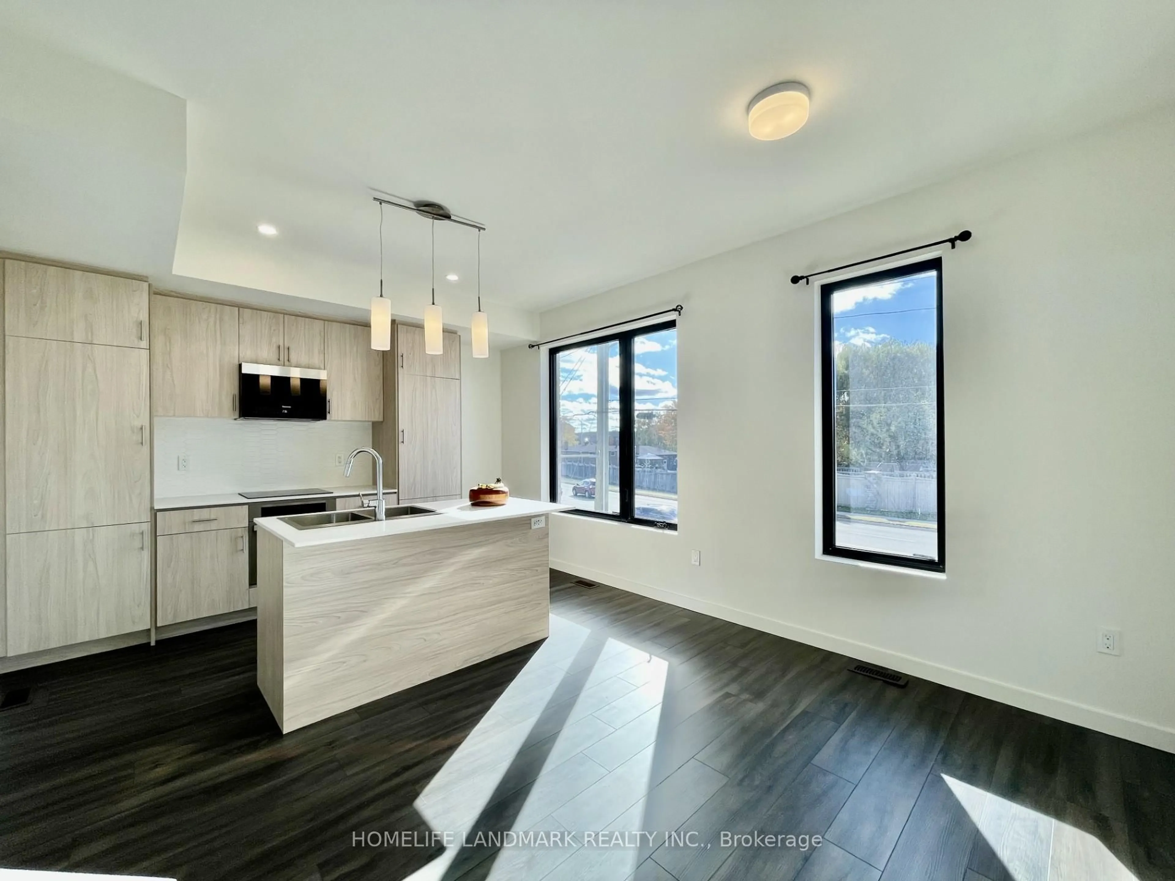 Open concept kitchen, unknown for 29 Rainwater Lane, Barrie Ontario L4N 9J6