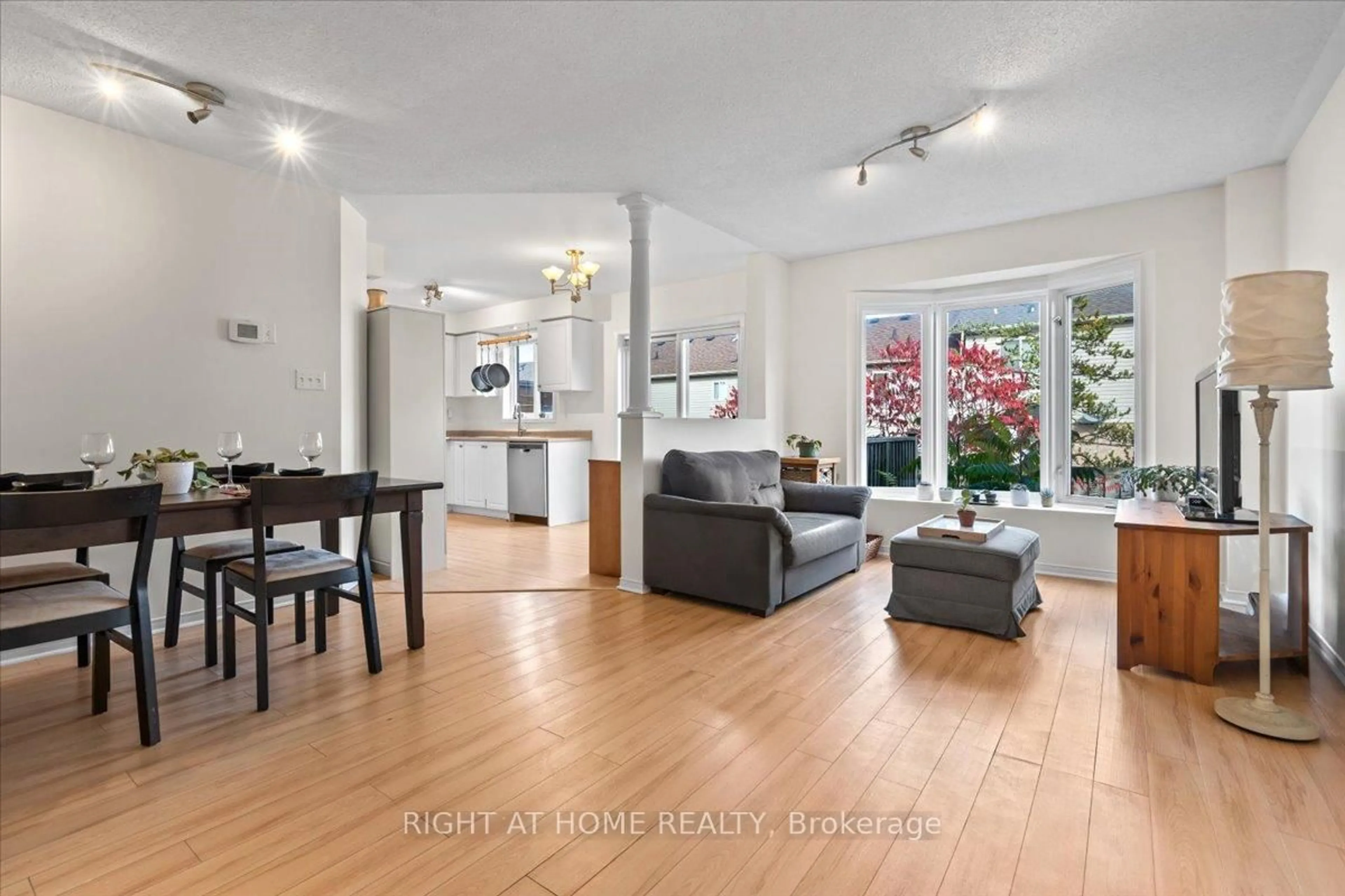 Living room with furniture, unknown for 84 Trevino Circ, Barrie Ontario L4M 6T8