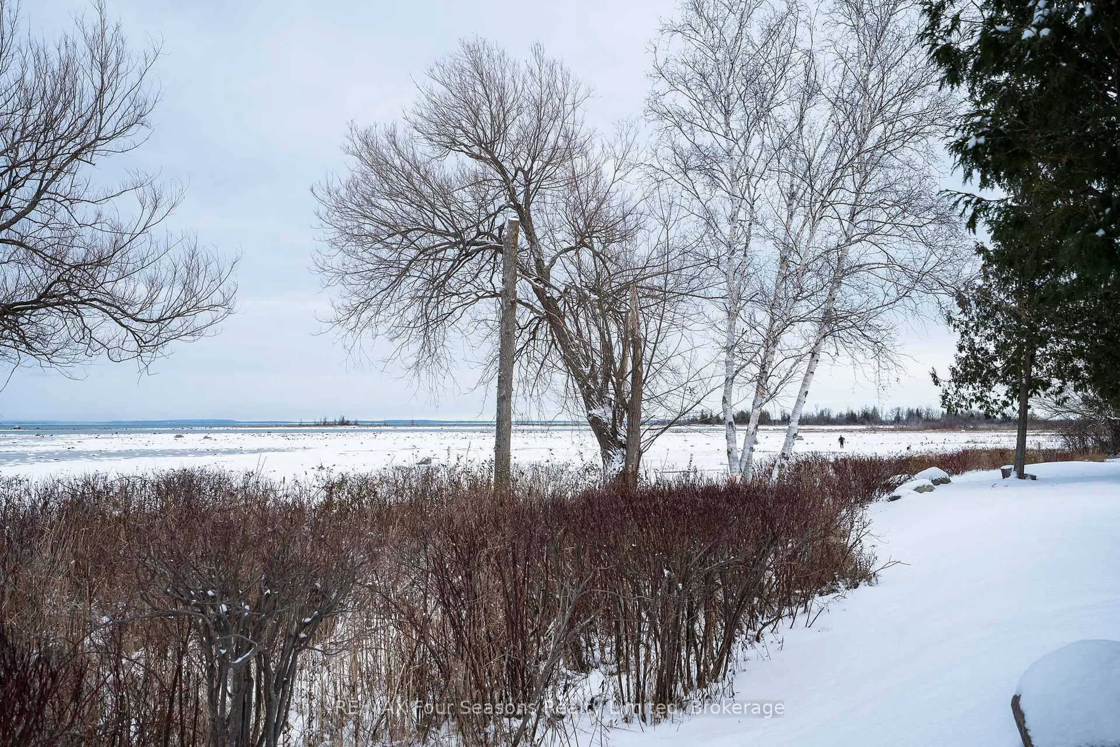 Blurry image for 44 Trott Blvd #24, Collingwood Ontario L9Y 5B7