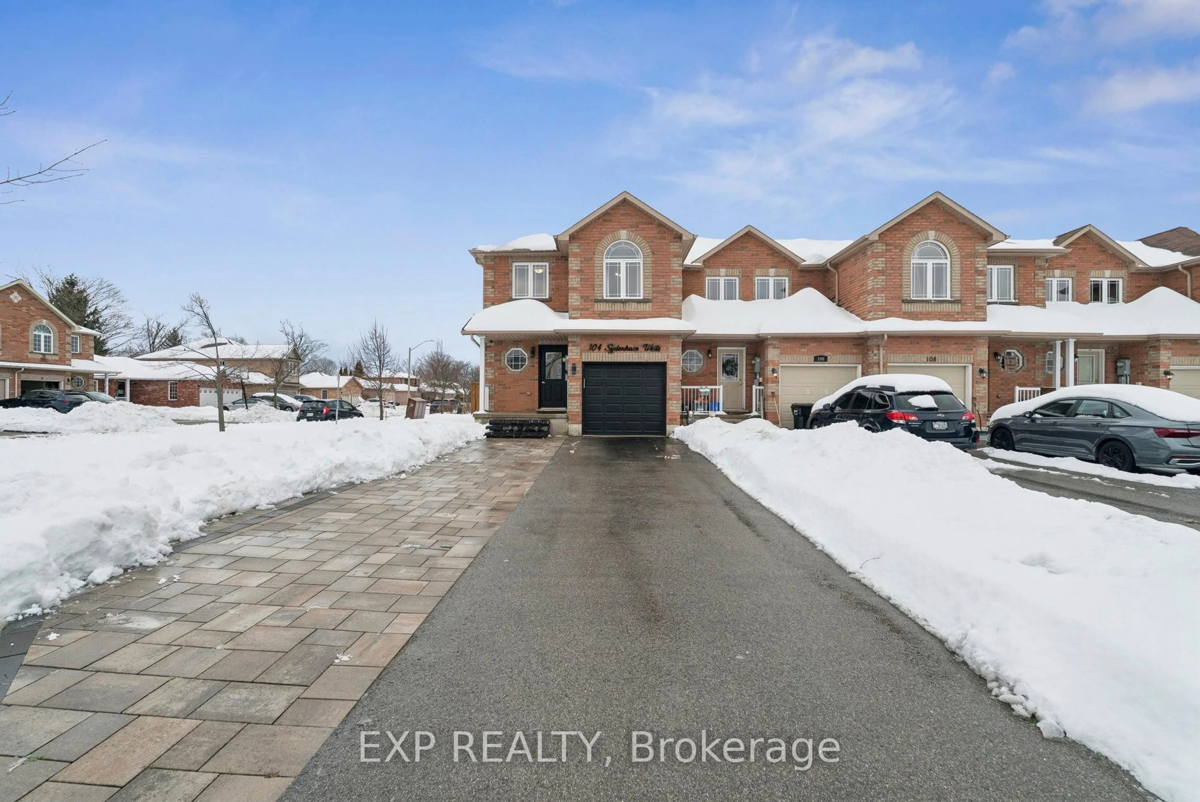 A pic from outside/outdoor area/front of a property/back of a property/a pic from drone, street for 104 Sydenham Wells, Barrie Ontario L4M 6R5