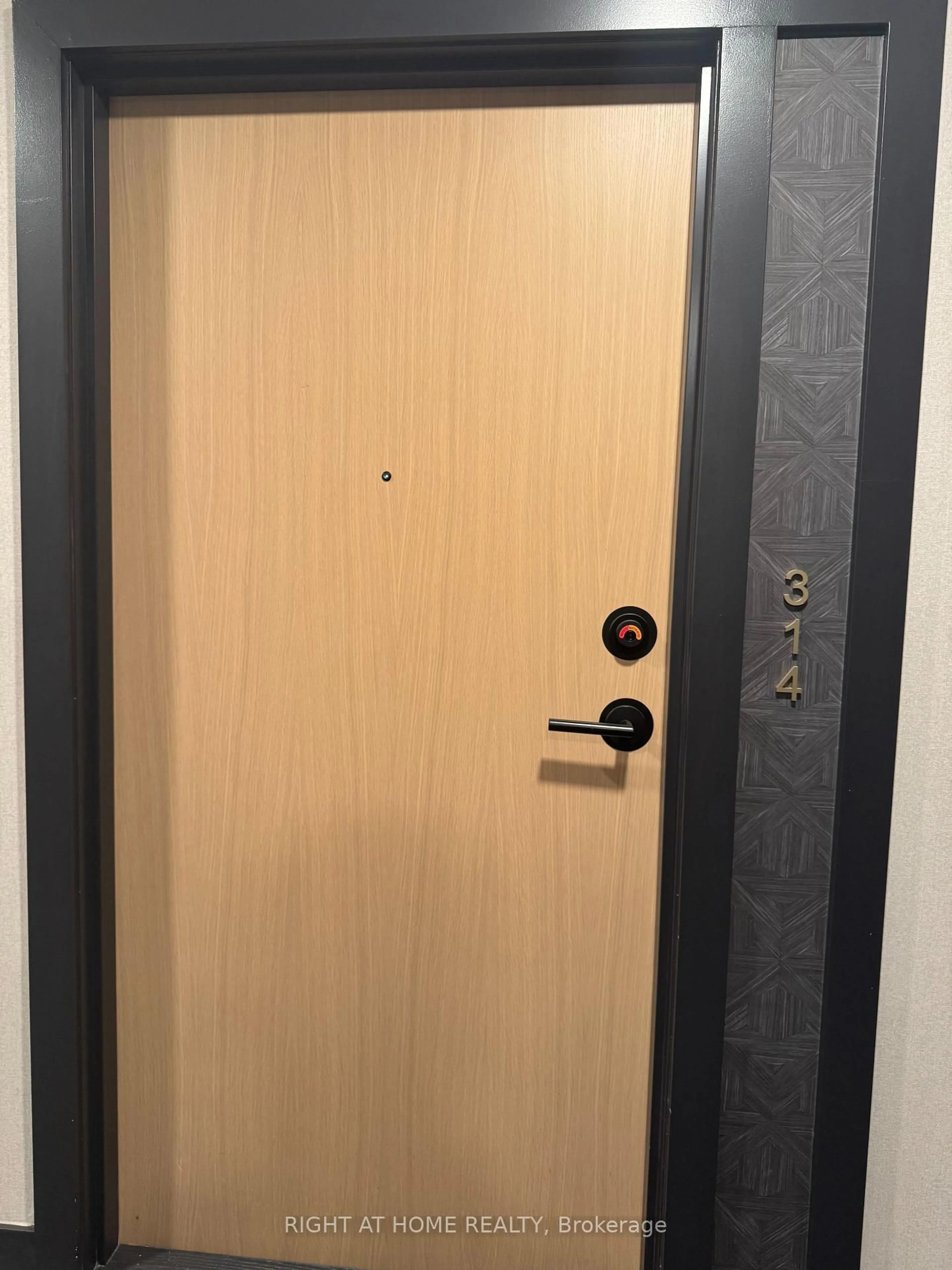 Unknown for 31 Huron St #314, Collingwood Ontario L9Y 0E8