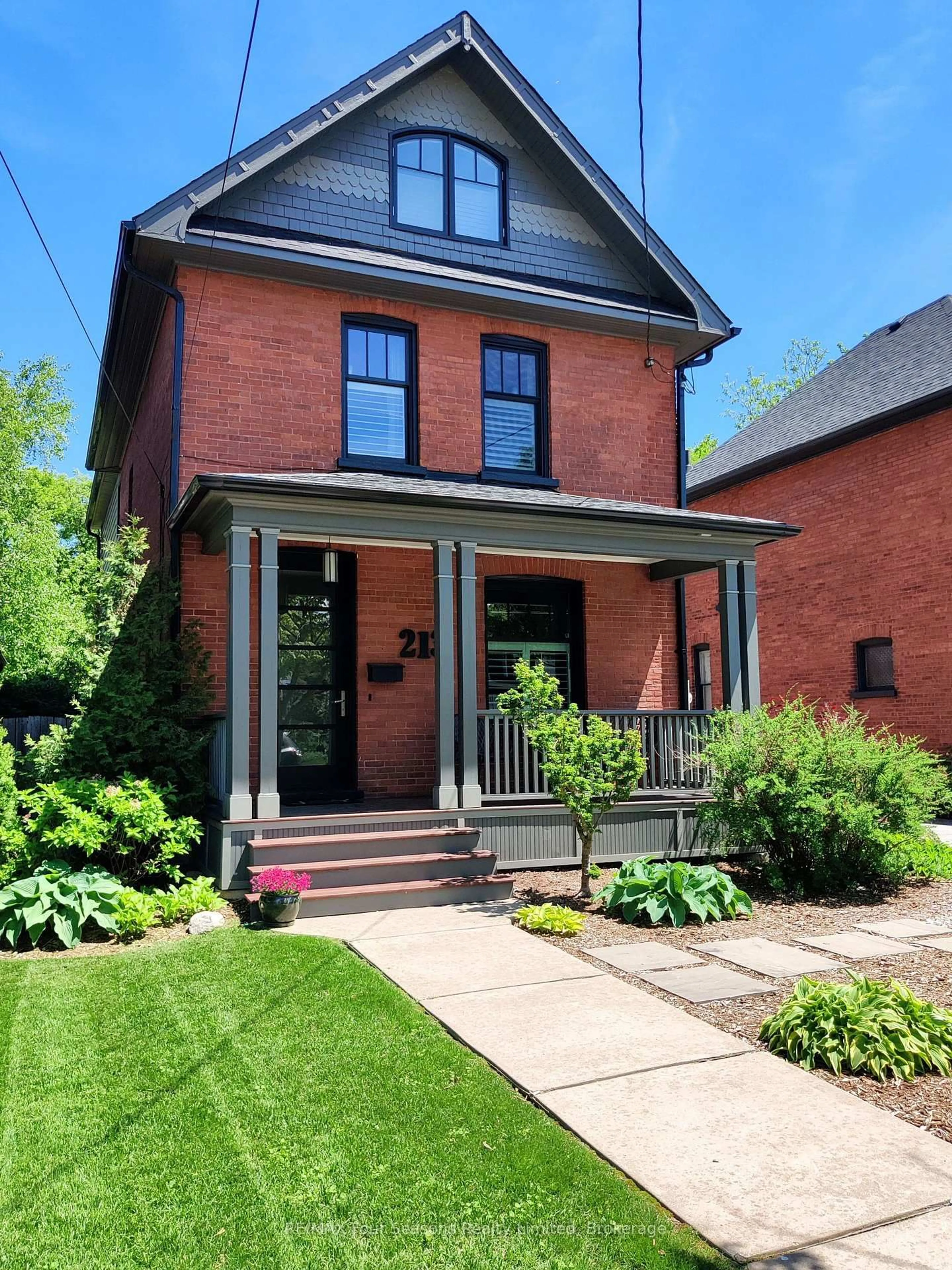 Home with brick exterior material, street for 213 Birch St, Collingwood Ontario L9Y 2V5