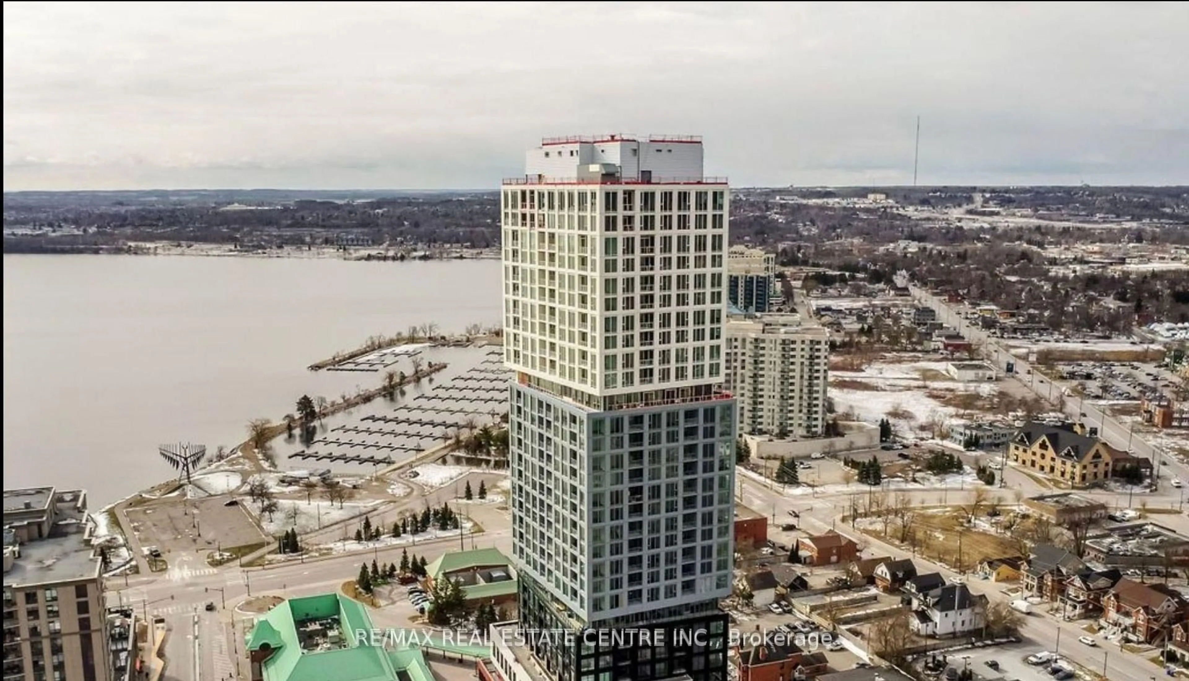 A pic from outside/outdoor area/front of a property/back of a property/a pic from drone, city buildings view from balcony for 39 Mary St St #2001, Barrie Ontario L4N 1S9