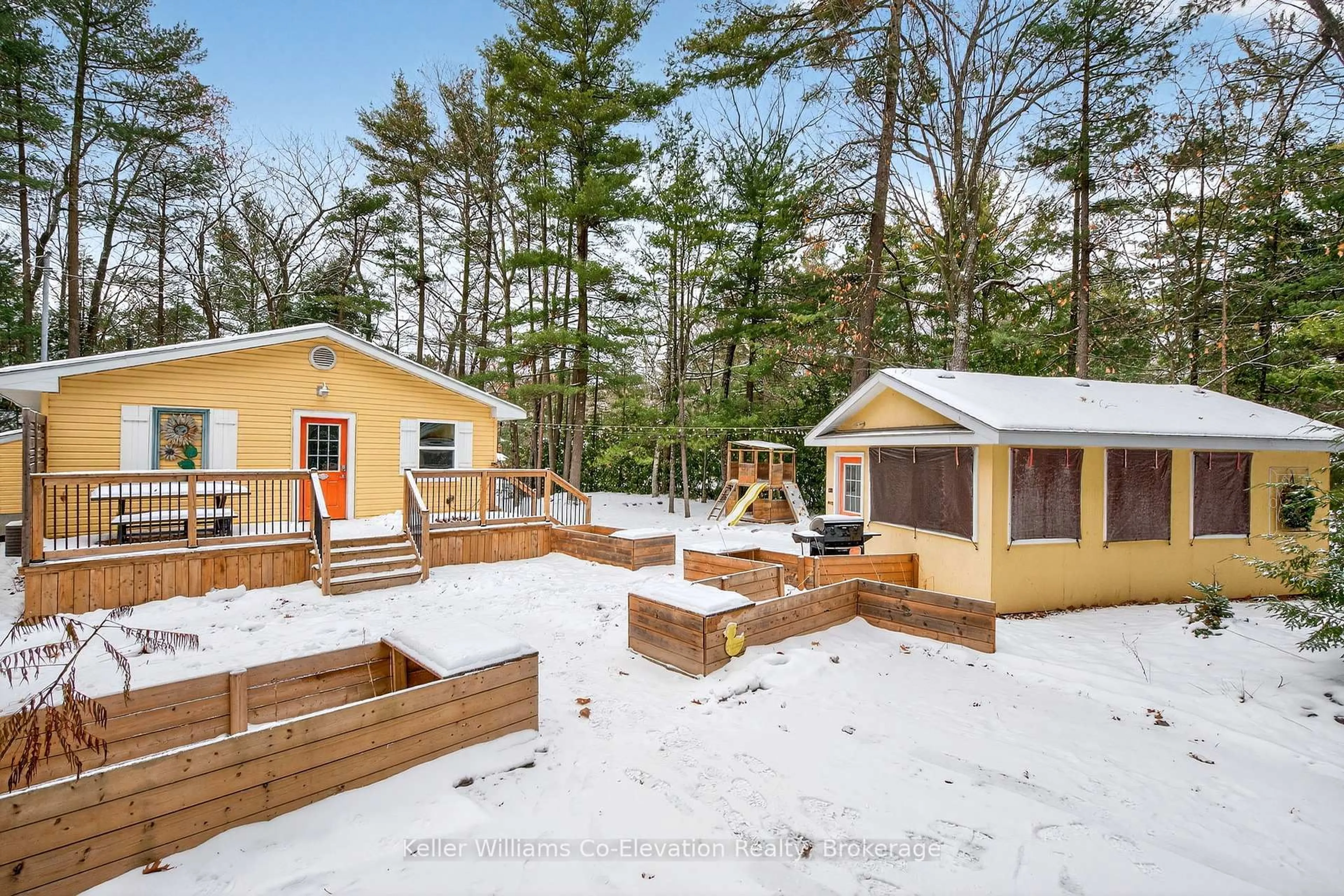 Patio, unknown for 1326 Tiny Beaches Rd, Tiny Ontario L9M 0H3
