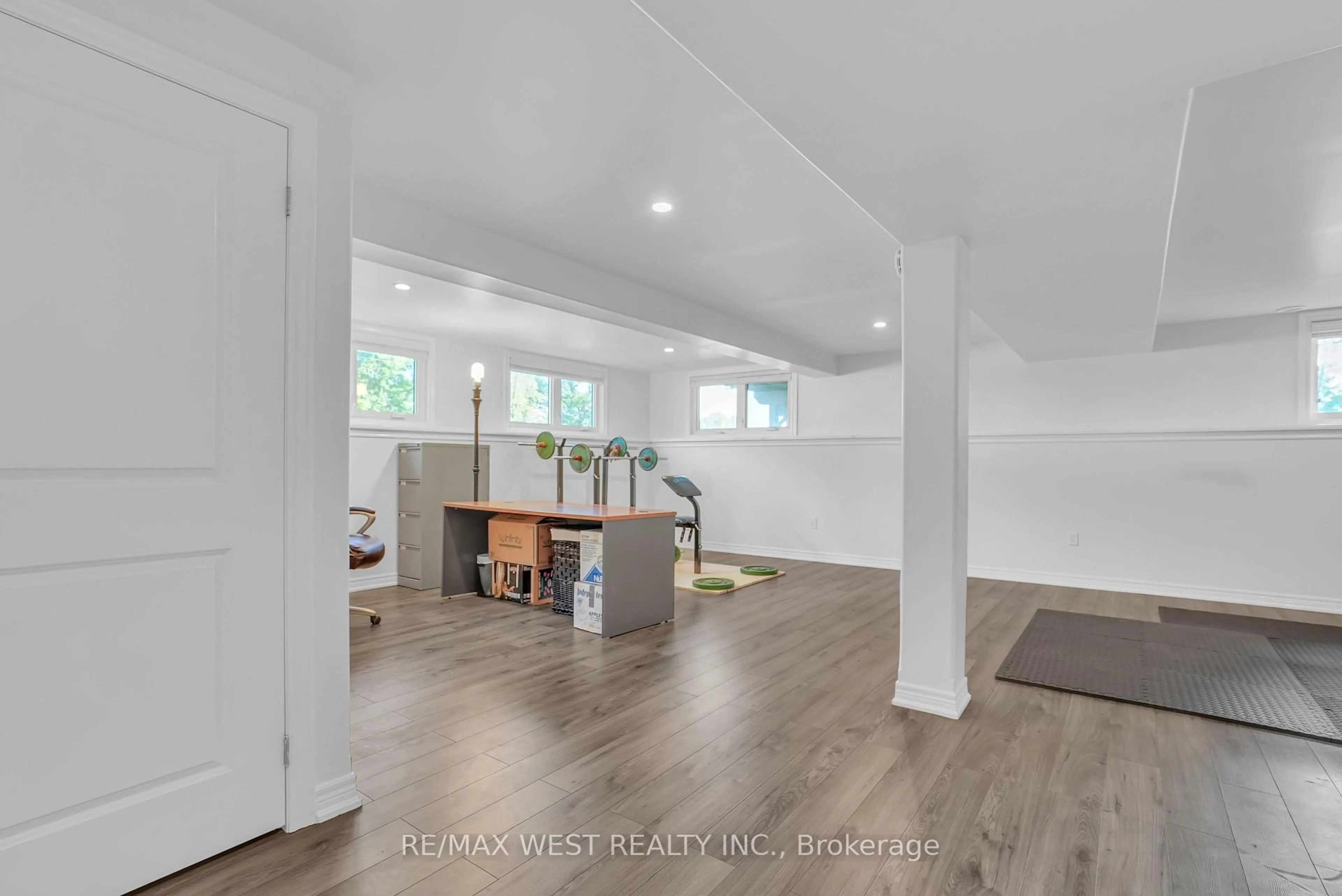 Open concept kitchen, unknown for 78 Sixth St, Midland Ontario L4R 3X2