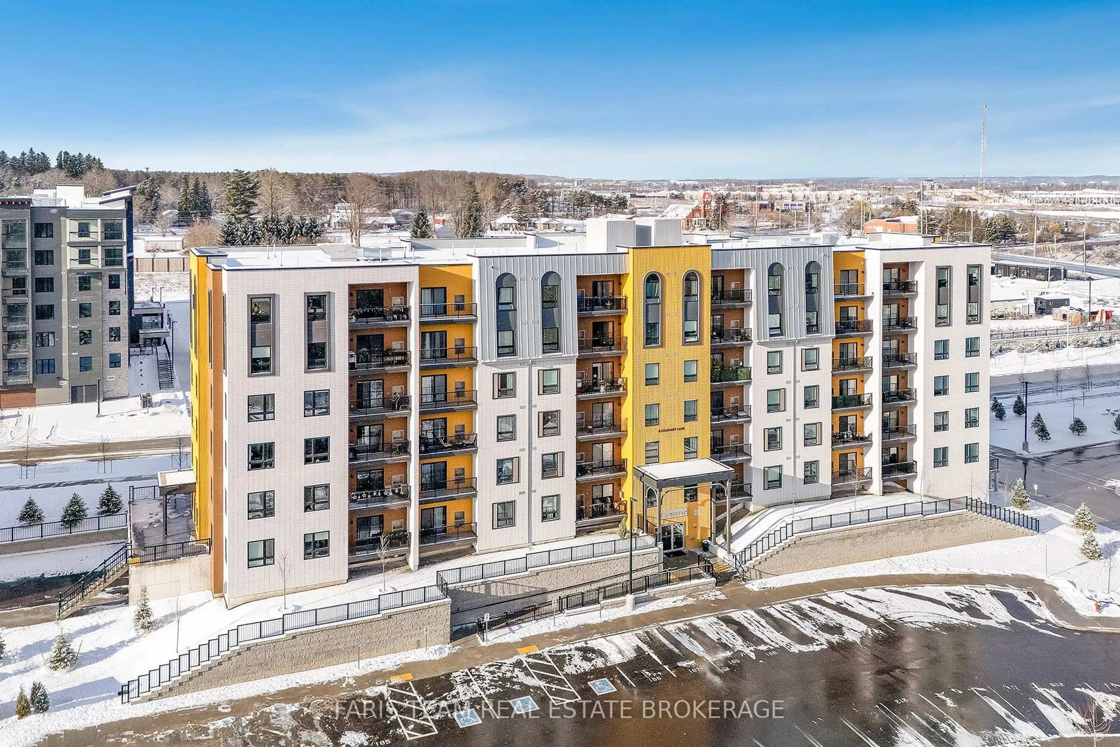 A pic from outside/outdoor area/front of a property/back of a property/a pic from drone, city buildings view from balcony for 8 Culinary Lane #102, Barrie Ontario L9J 0T2