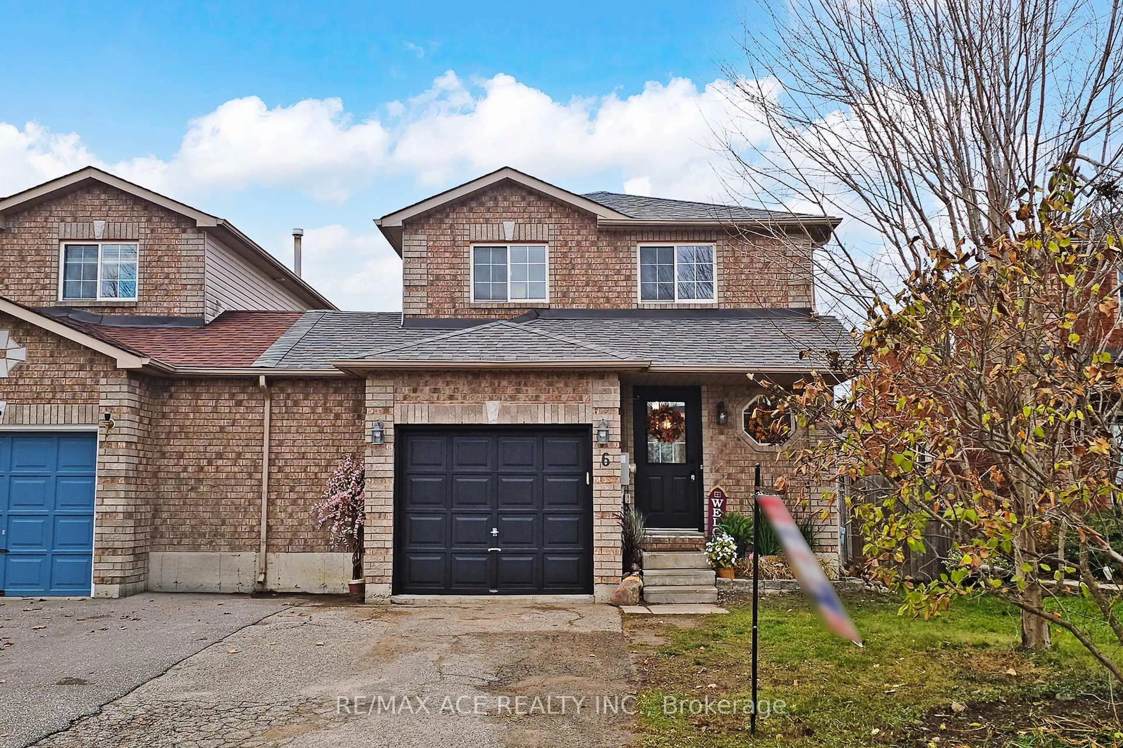 Home with brick exterior material, street for 6 Aconley Crt, Barrie Ontario L4M 7B3