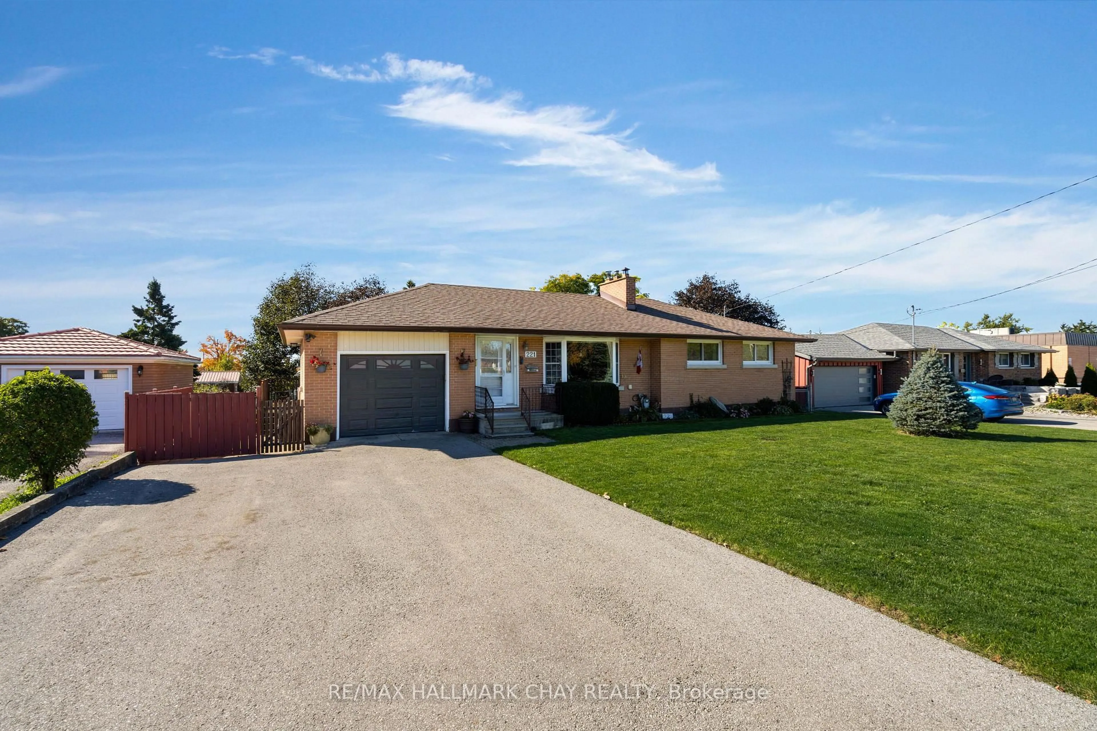 Unknown for 221 Warnica Rd, Barrie Ontario L4N 3Z2