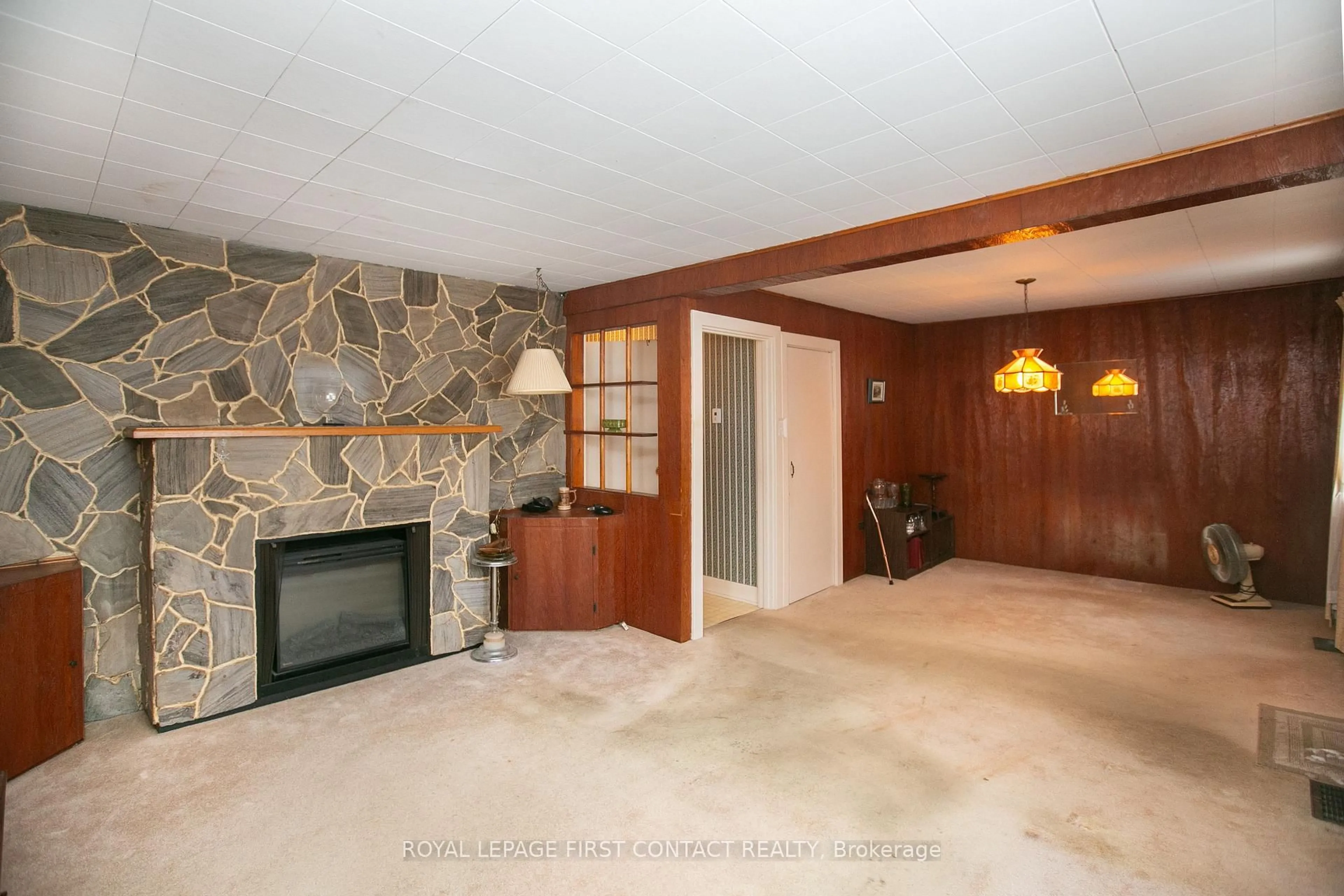 Unknown for 315 Grenville Ave, Orillia Ontario L3V 2X7