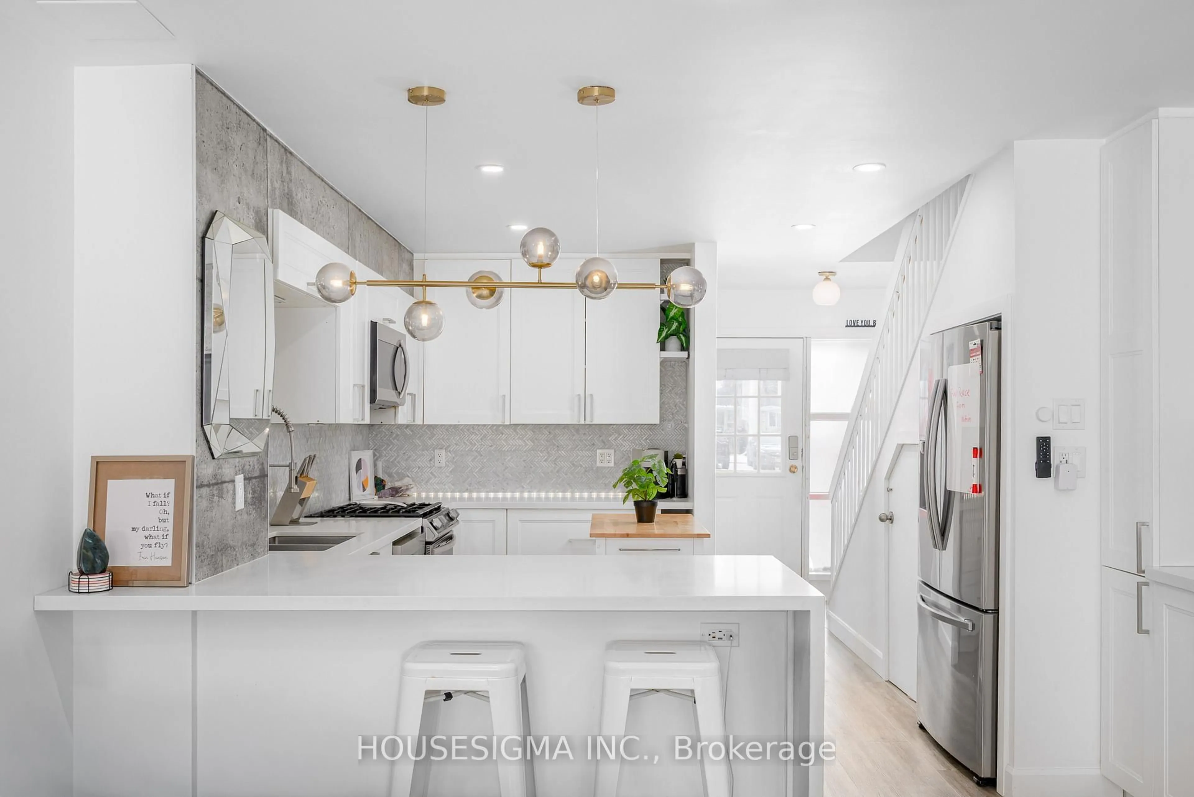 Contemporary kitchen, ceramic/tile floor for 4 Paradise Blvd #19, Ramara Ontario L0K 1B0