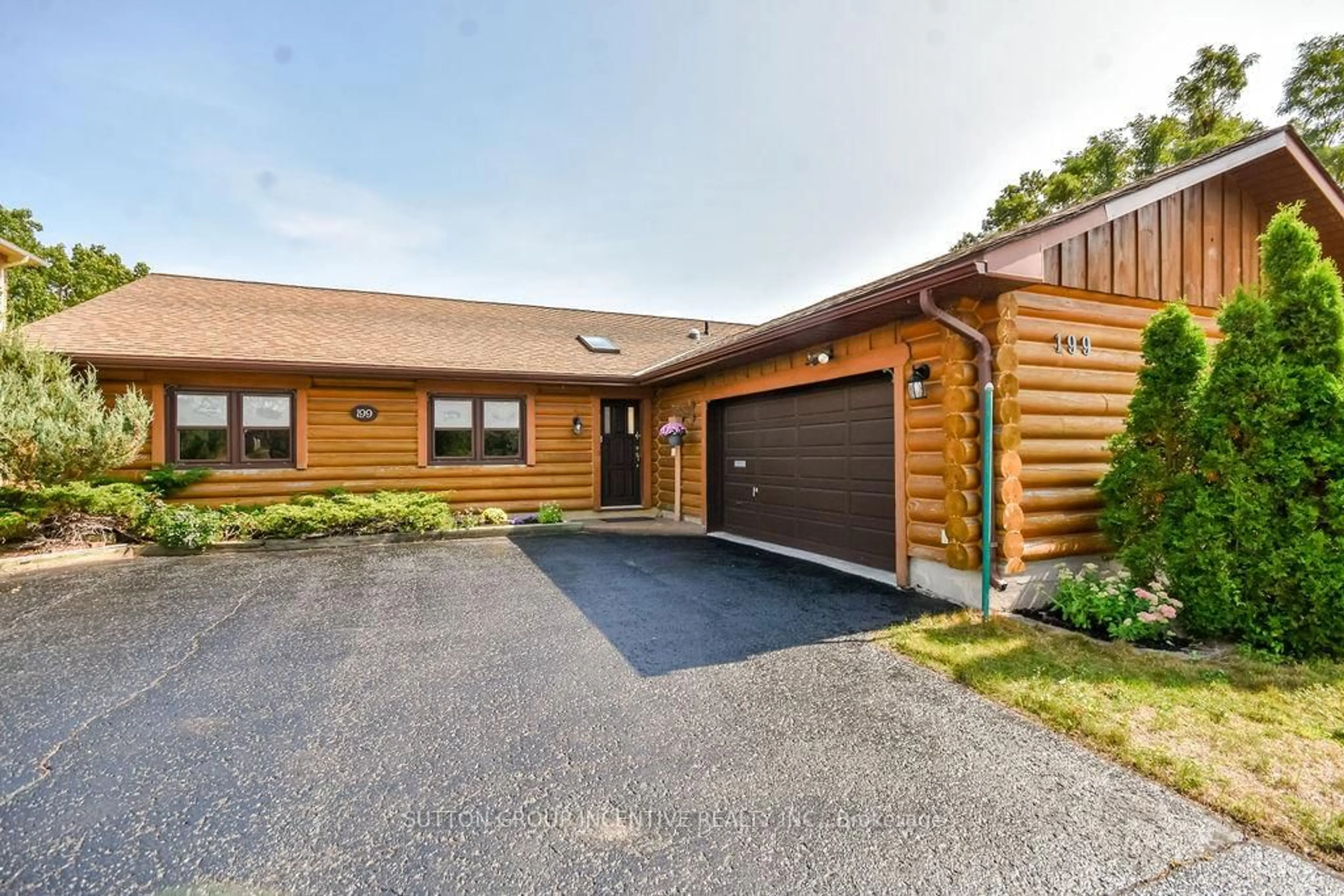 Unknown for 199 Anne St, Barrie Ontario L4N 4T4