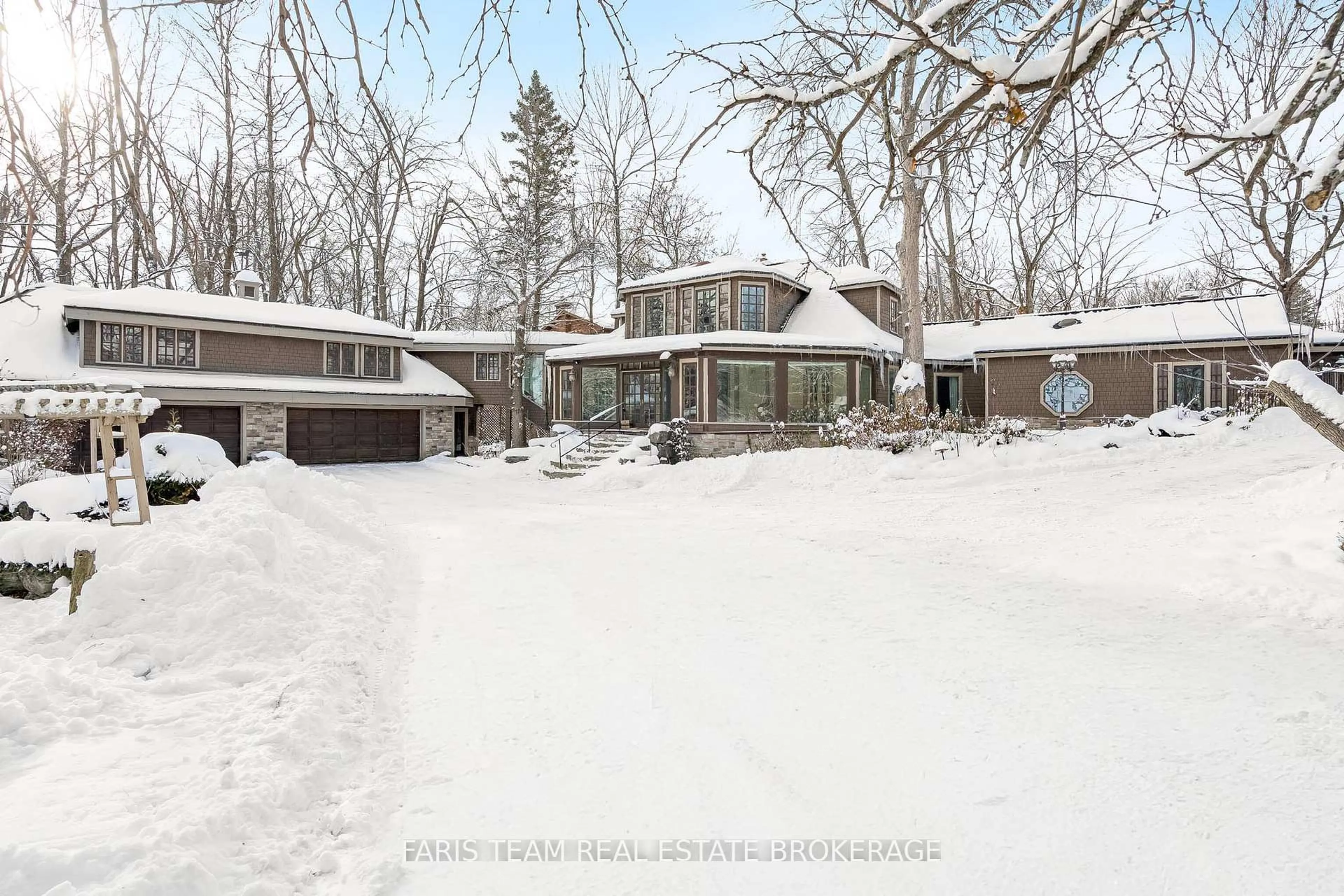 Unknown for 345 Brewery Lane, Orillia Ontario L3V 7H6