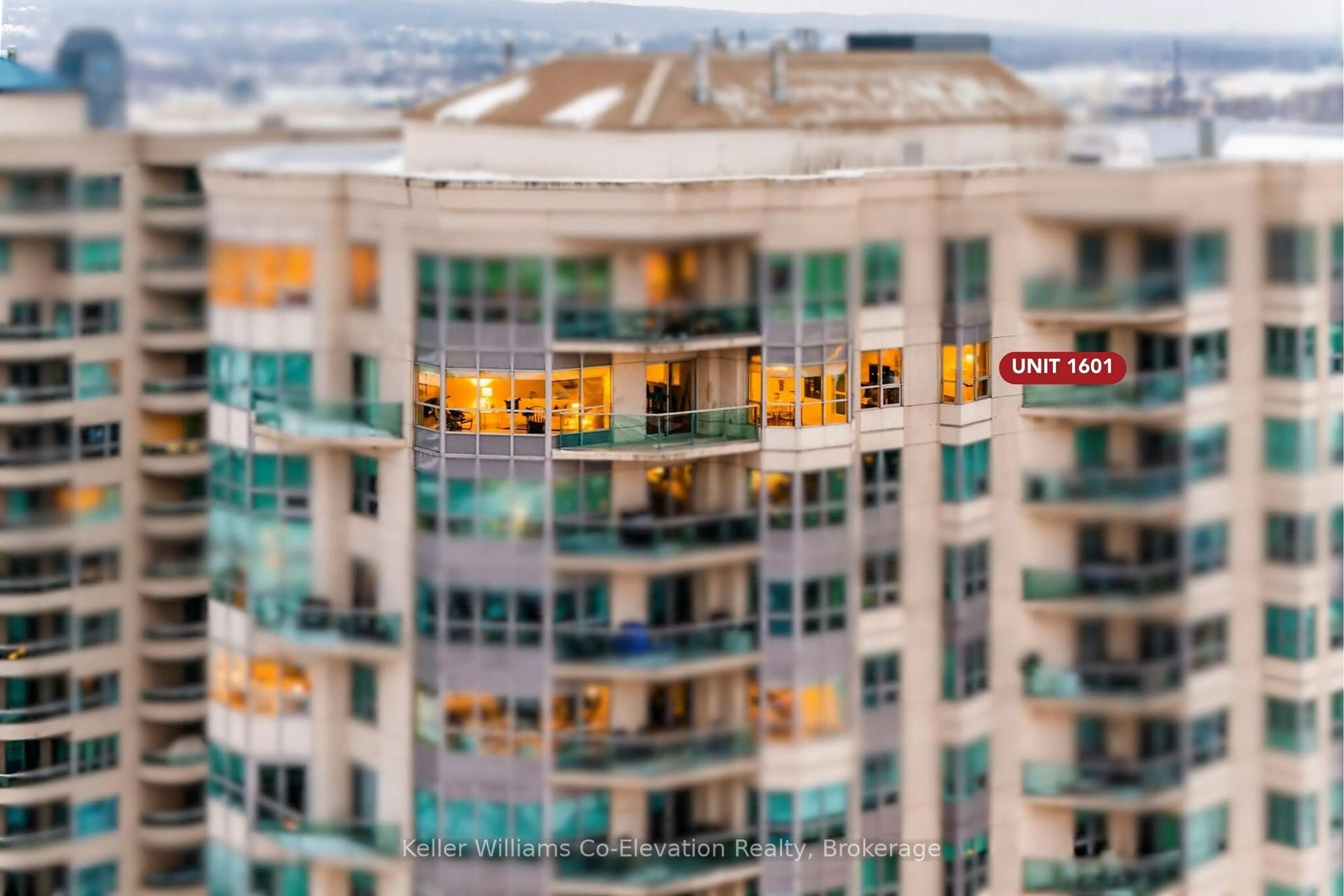 Blurry image for 6 Toronto St St #1601, Barrie Ontario L4N 9R2