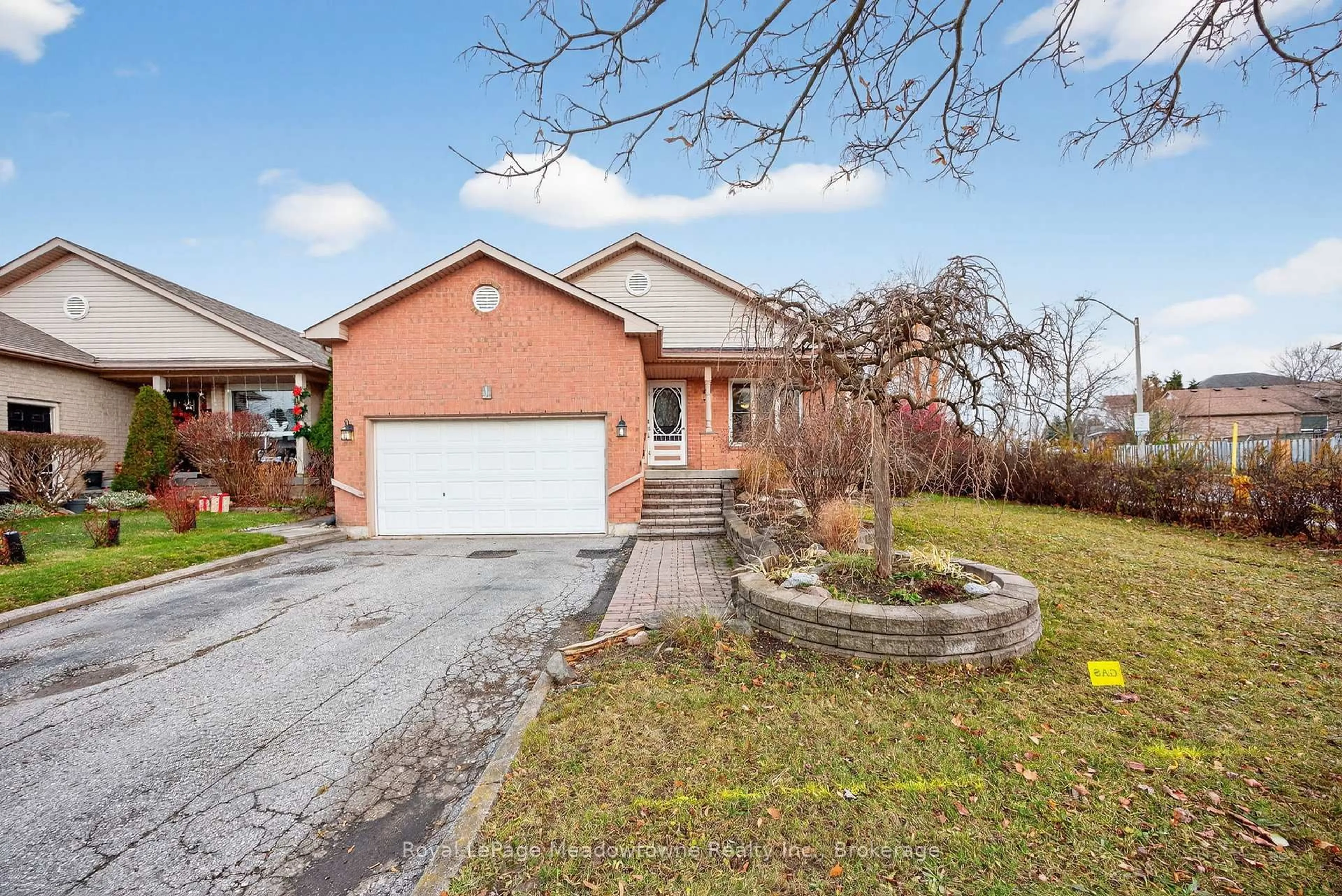 Home with brick exterior material, street for 1 Draper Cres, Barrie Ontario L4N 8B1