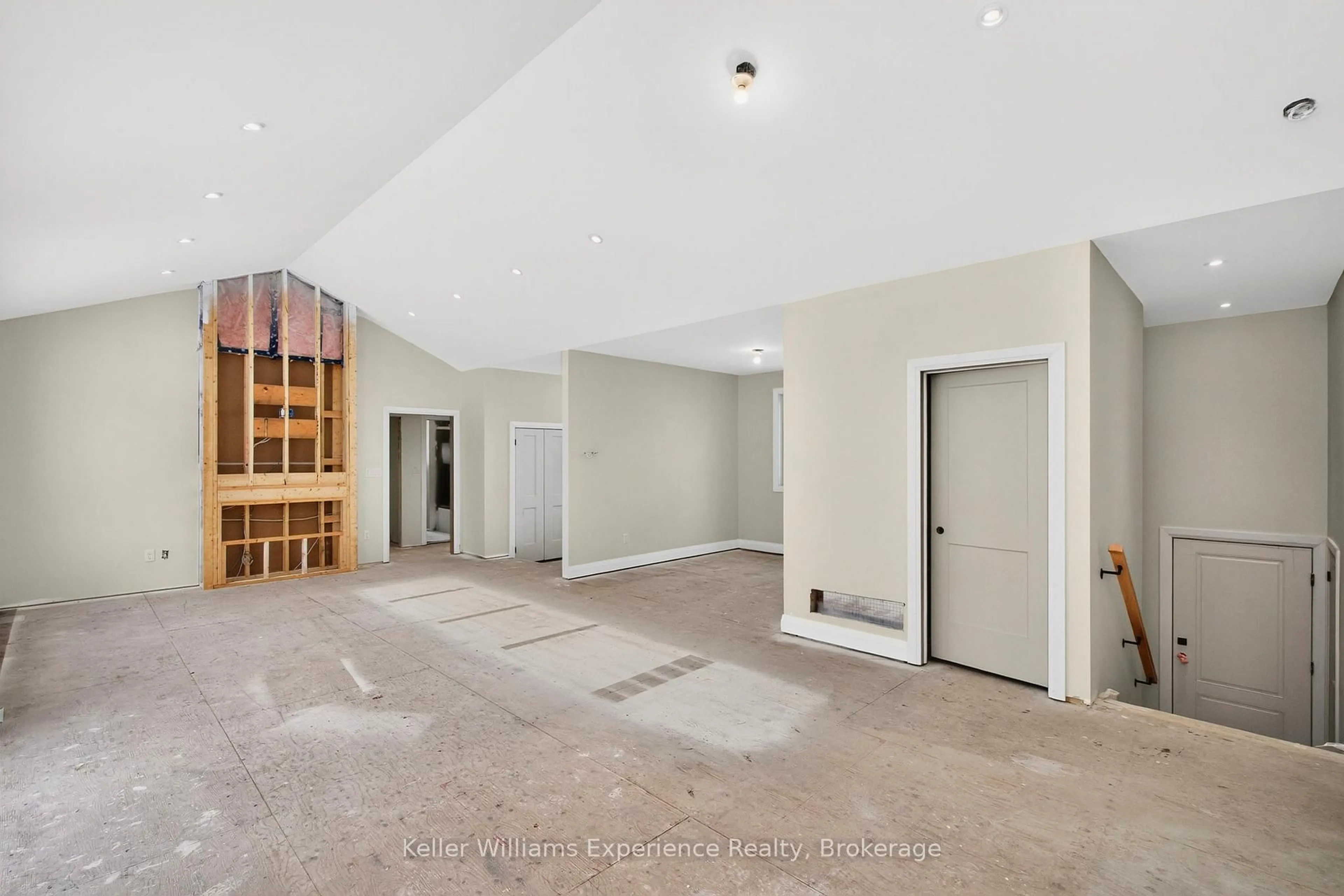 Unknown for 62 Rue Vanier, Tiny Ontario L9M 0J2