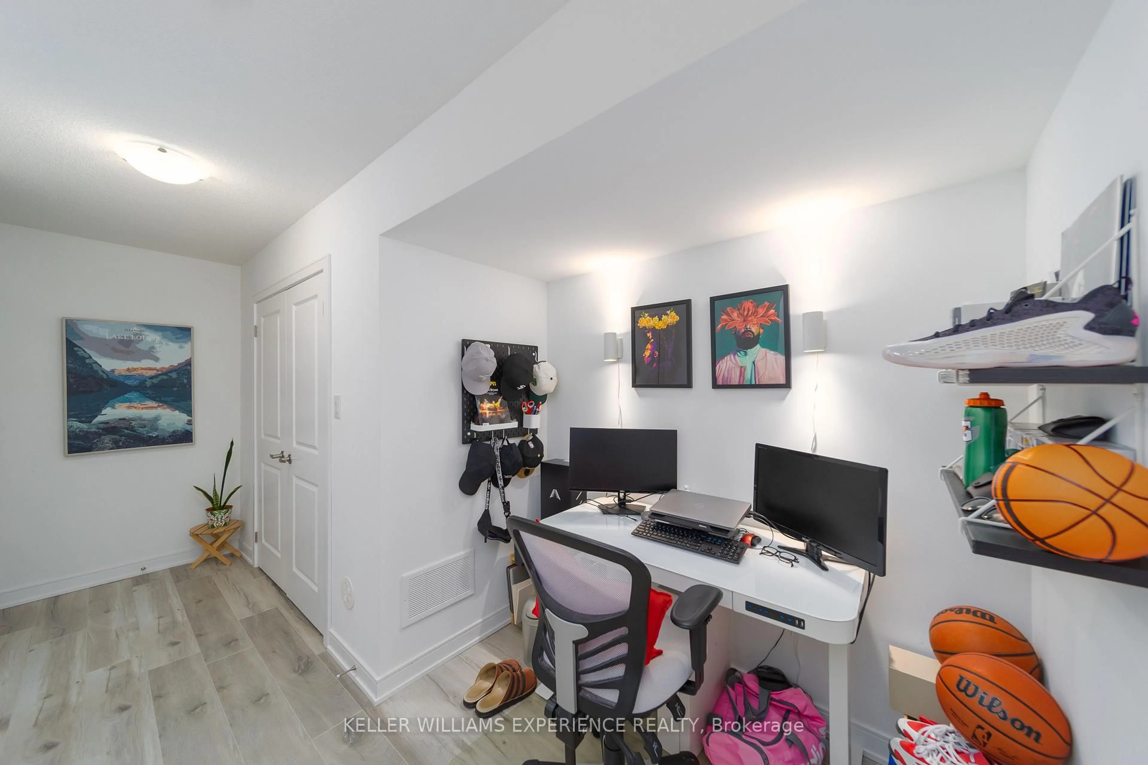 A pic of a room for 22 Red Maple Lane, Barrie Ontario L9J 0N4