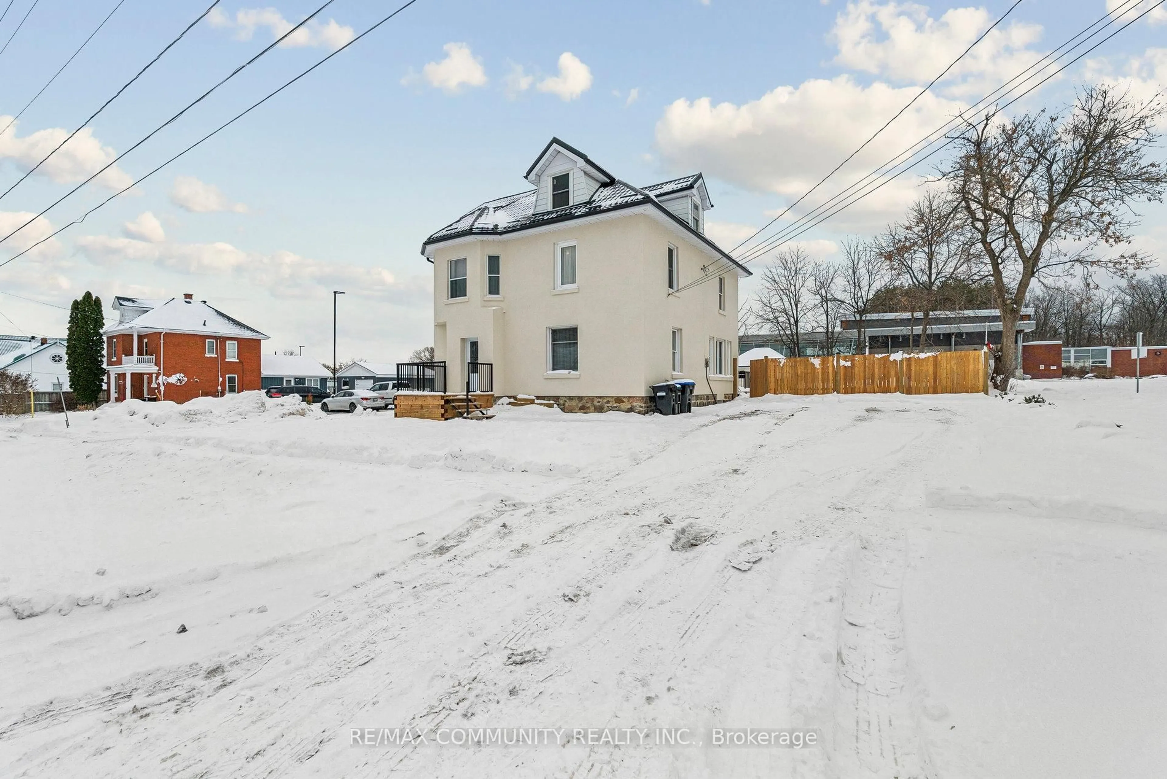 Unknown for 119 Jephson St, Tay Ontario L0K 2A0