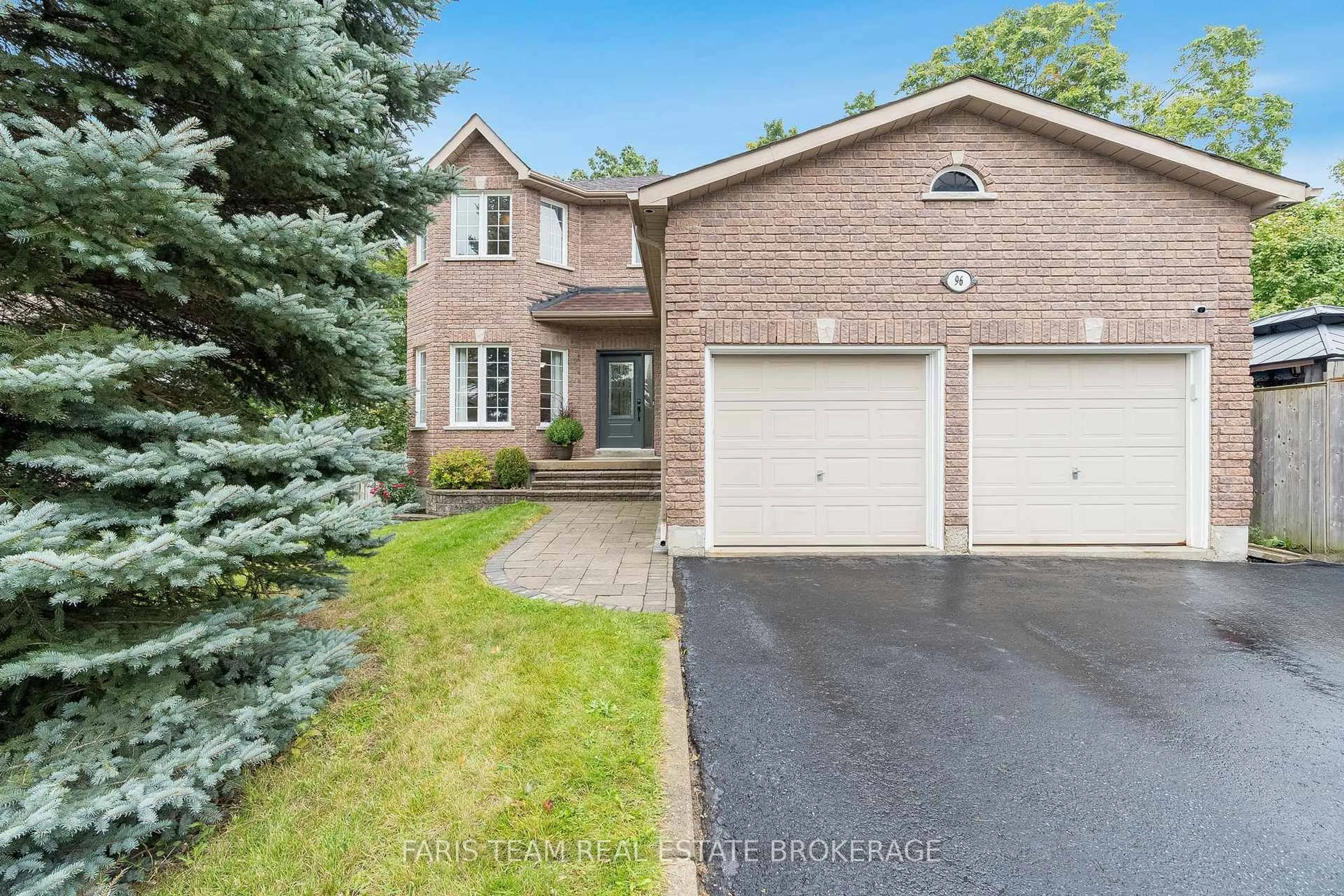 Home with brick exterior material, street for 96 Osprey Ridge Rd, Barrie Ontario L4M 6P3