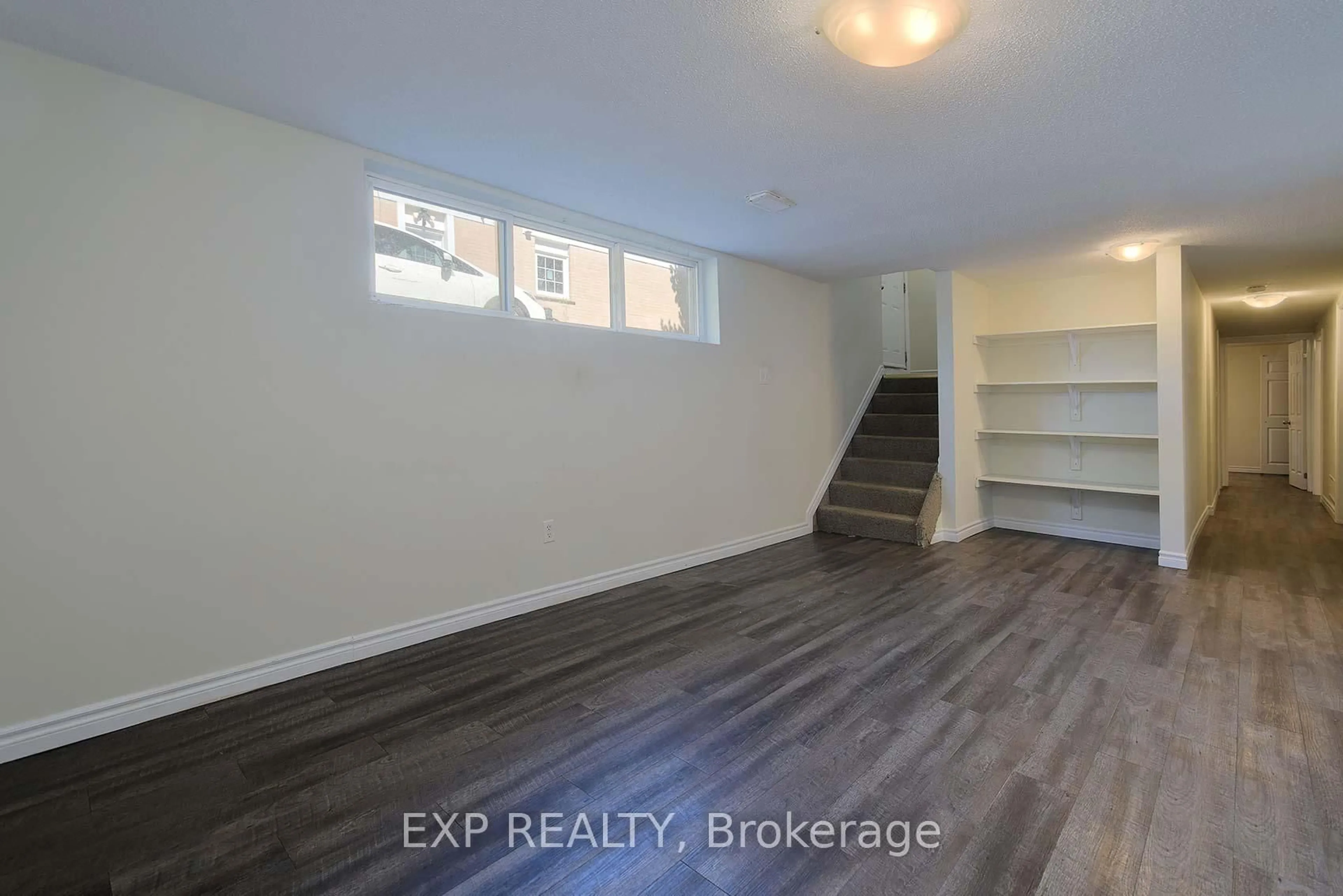 A pic of a room for 22A Bernick Dr, Barrie Ontario L4M 5J5