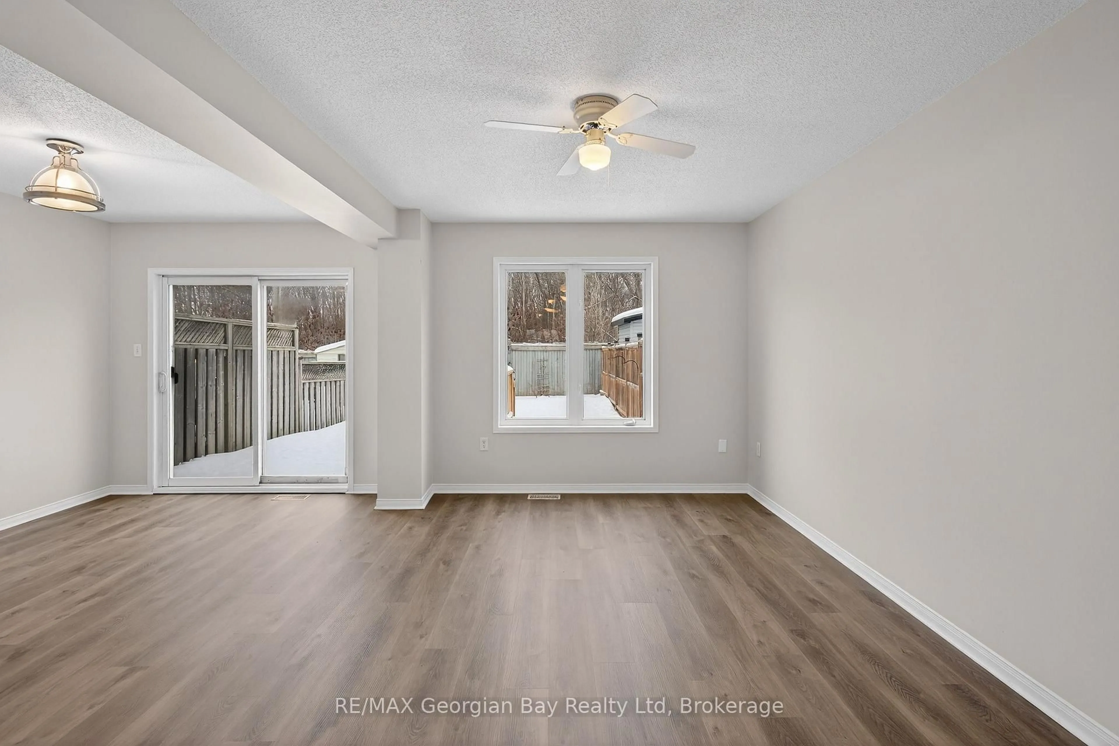 A pic of a room for 836 Coral Springs Lane, Midland Ontario L4R 0A1