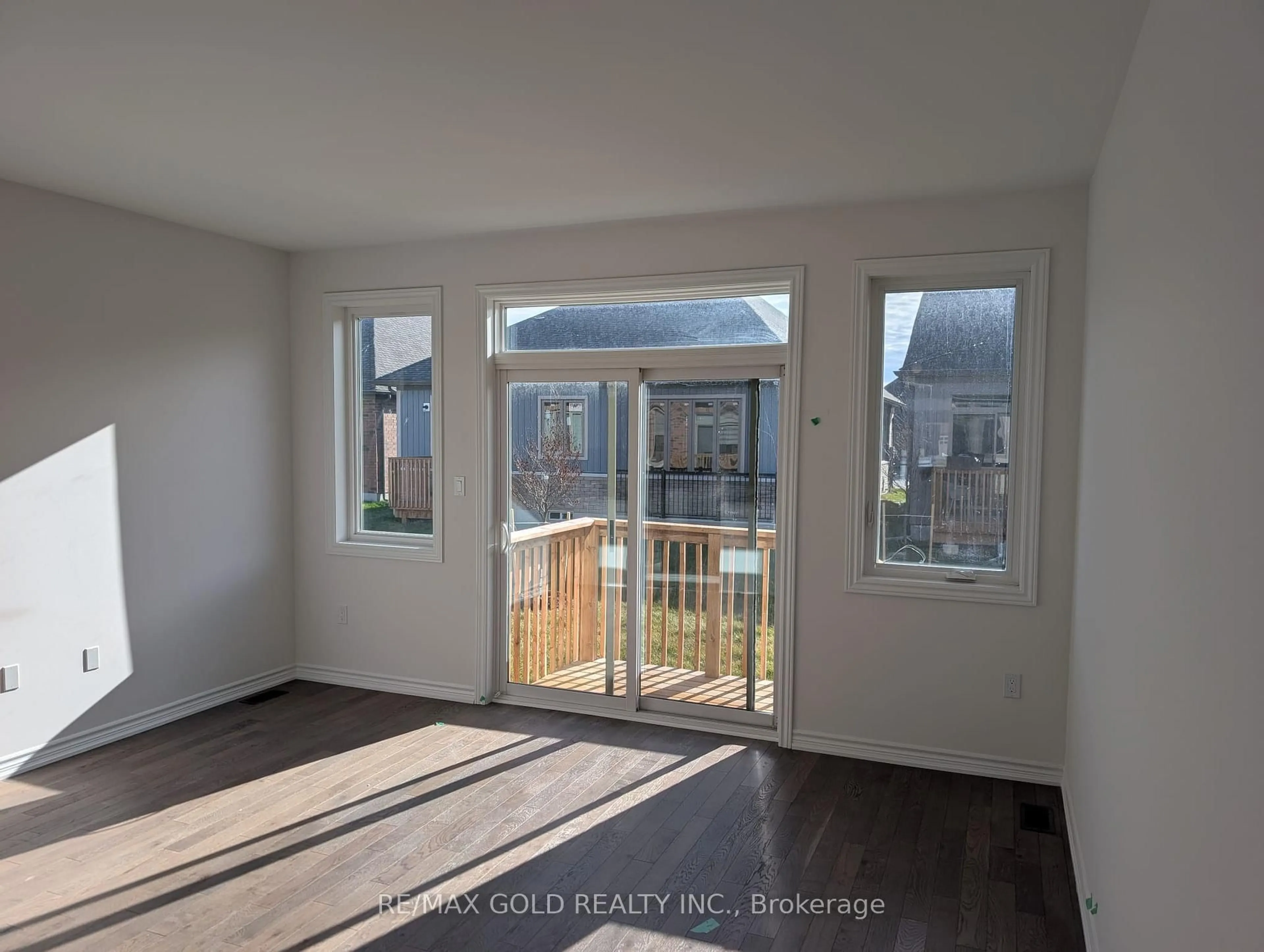 A pic of a room for 251 Wilcox Dr, Clearview Ontario L0M 1S0