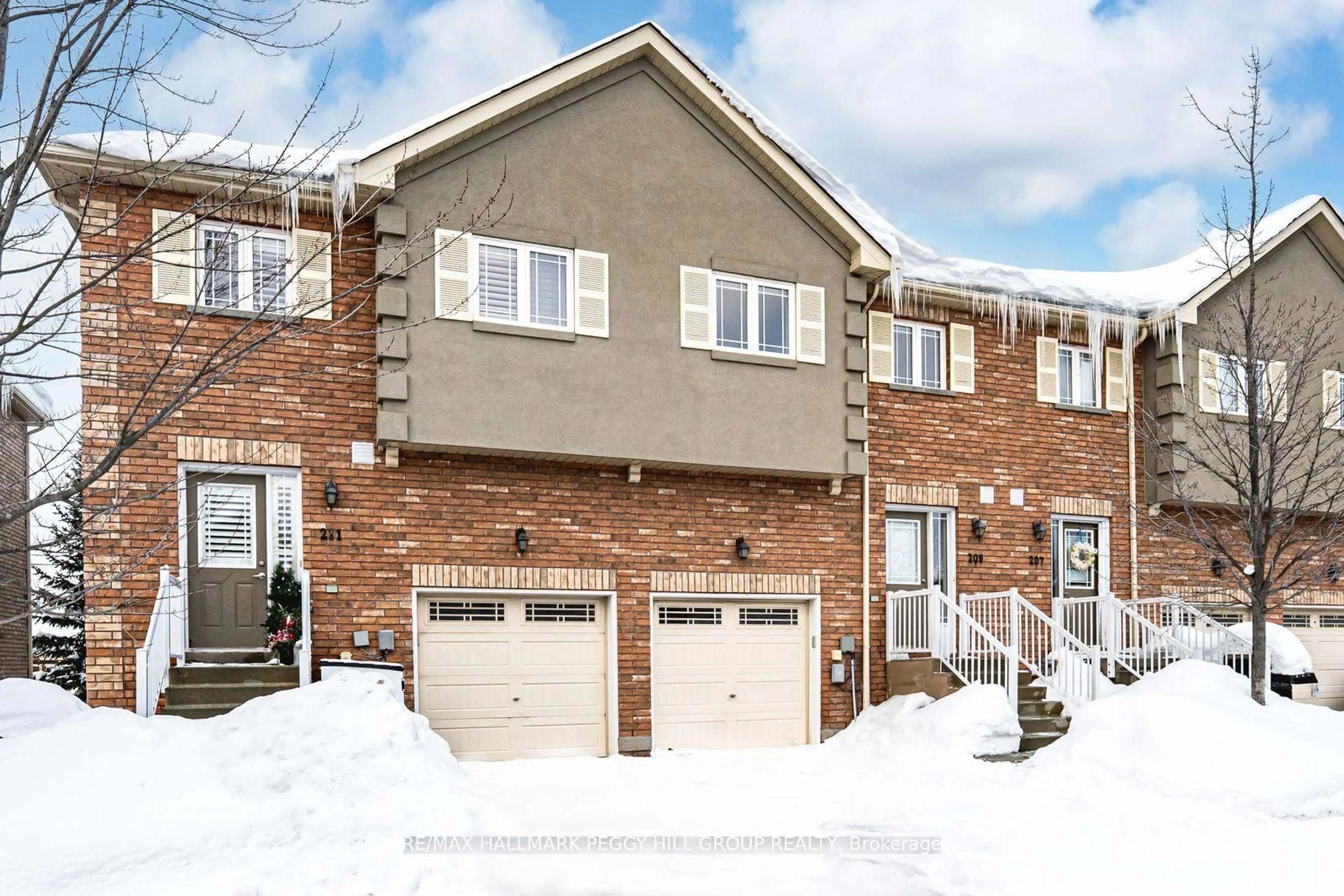 Home with brick exterior material, street for 209 Harvie Rd #35, Barrie Ontario L4N 9P8