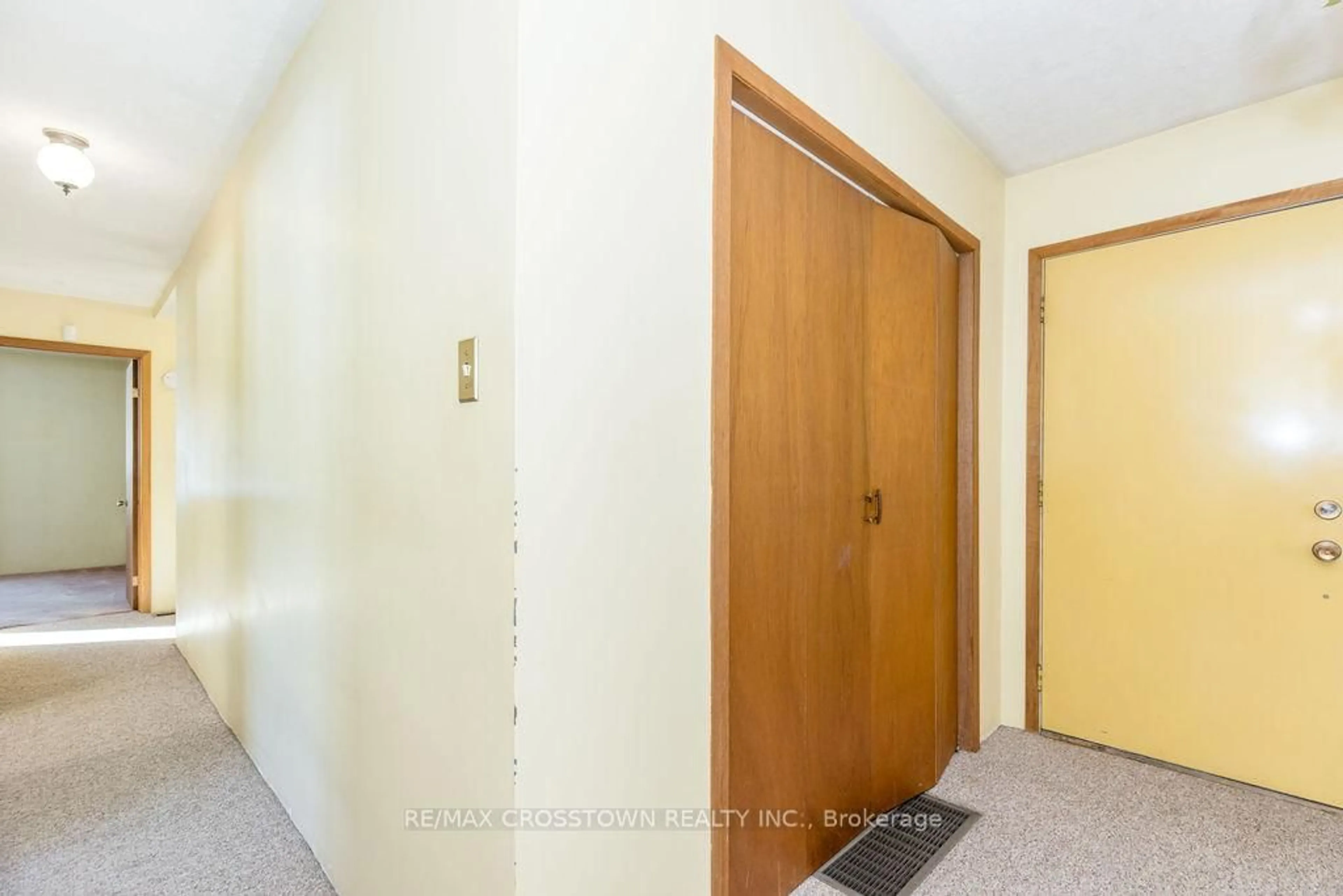 Unknown for 12036 County Rd 27, Springwater Ontario L9X 0M1