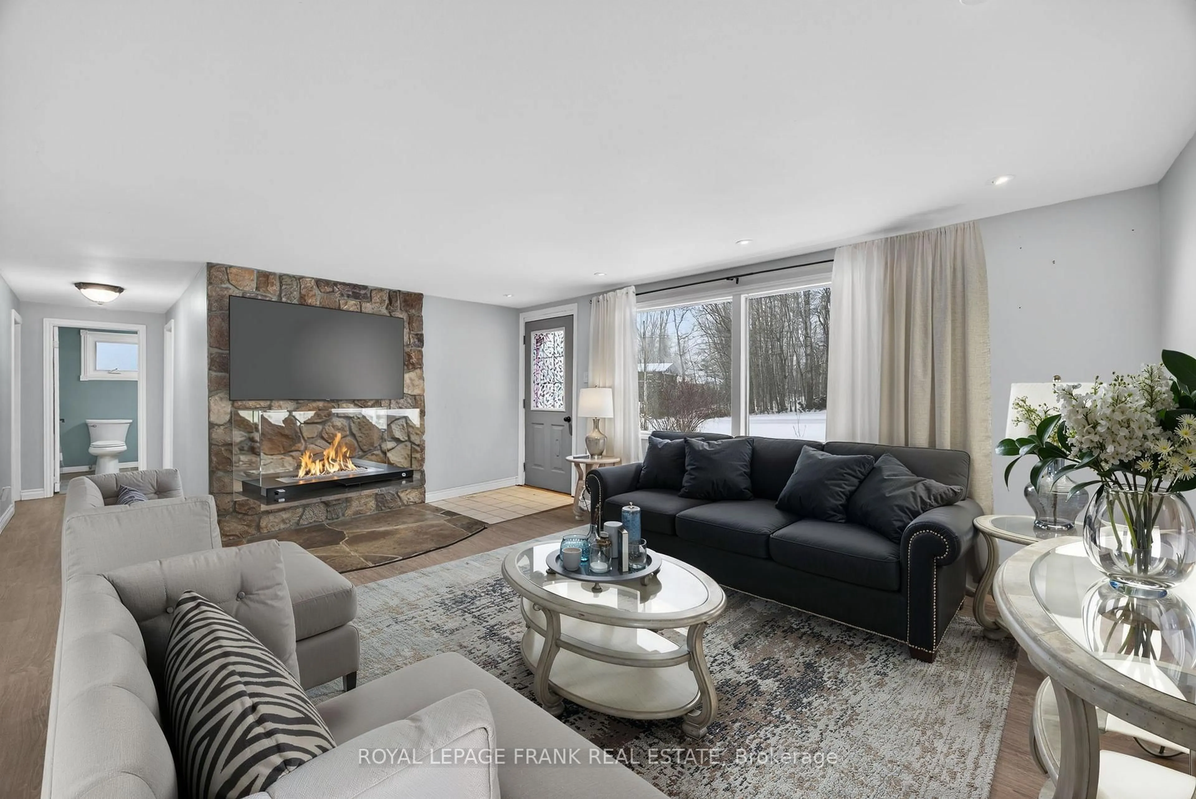 Living room with furniture, unknown for 3576 John St, Ramara Ontario L0K 1B0