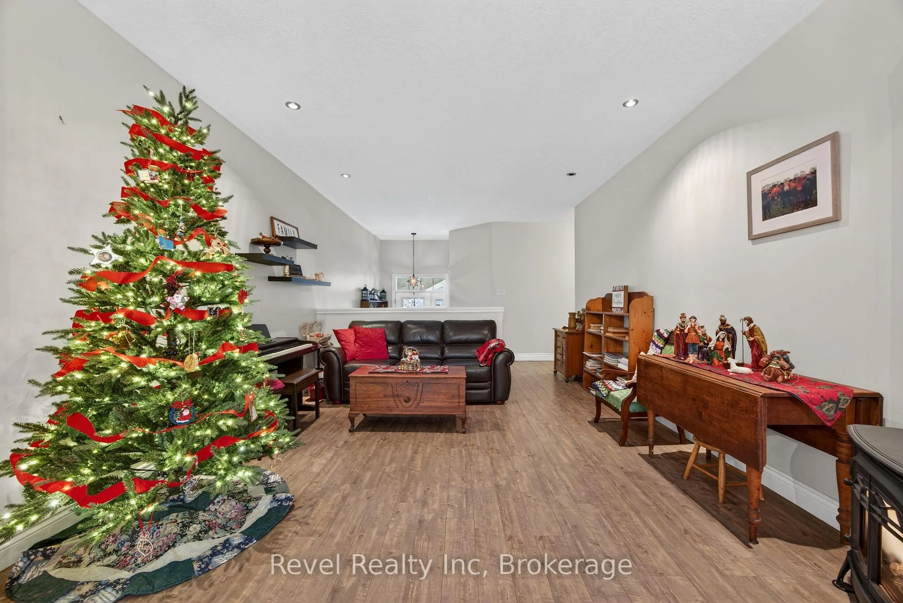 Unknown for 61 RUE VANIER, Tiny Ontario L9M 0J2