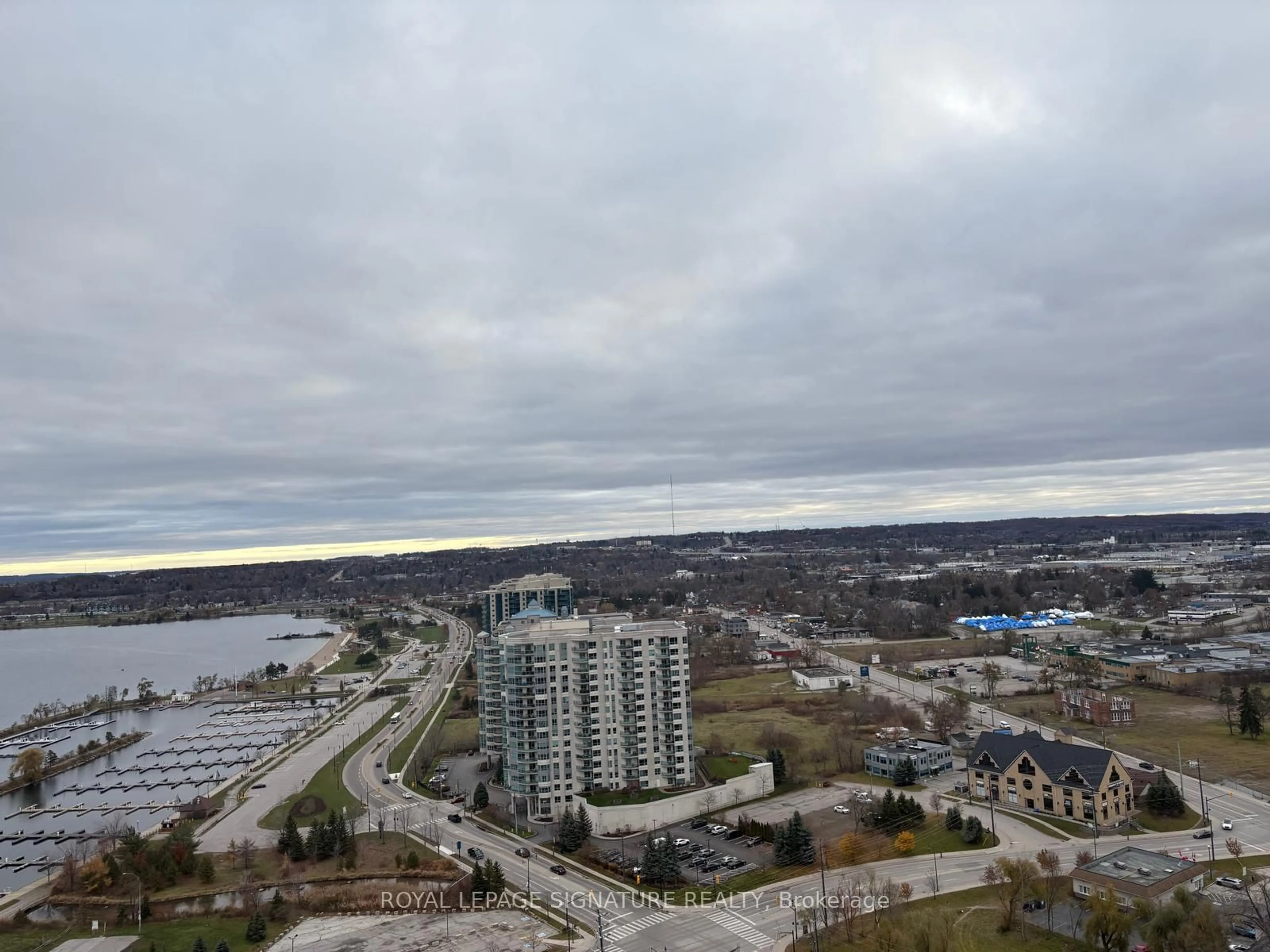 A pic from outside/outdoor area/front of a property/back of a property/a pic from drone, city buildings view from balcony for 39 Mary St #2201, Barrie Ontario L4N 1S9