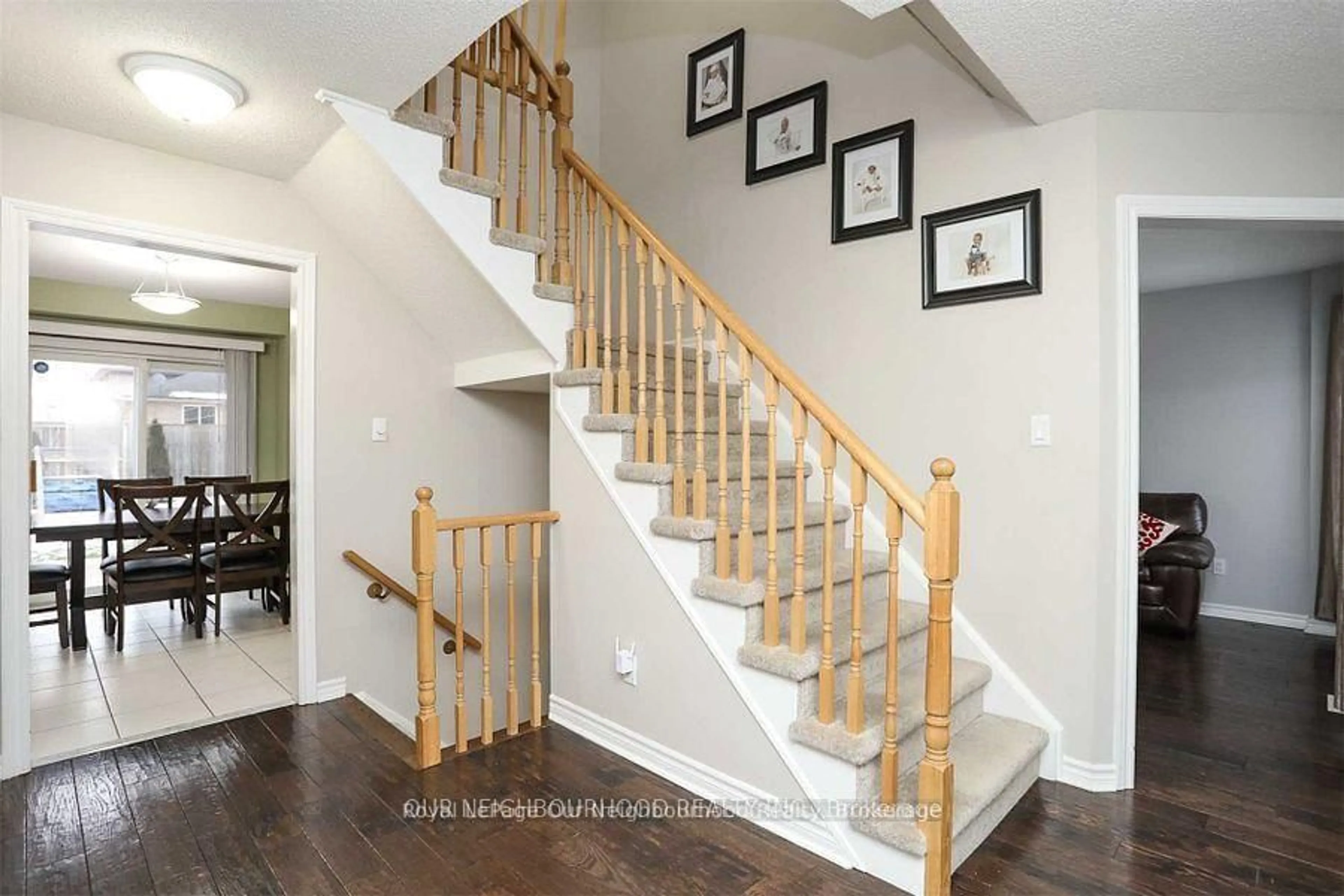 Stairs for 83 Cloughley Dr, Barrie Ontario L4N 9T8