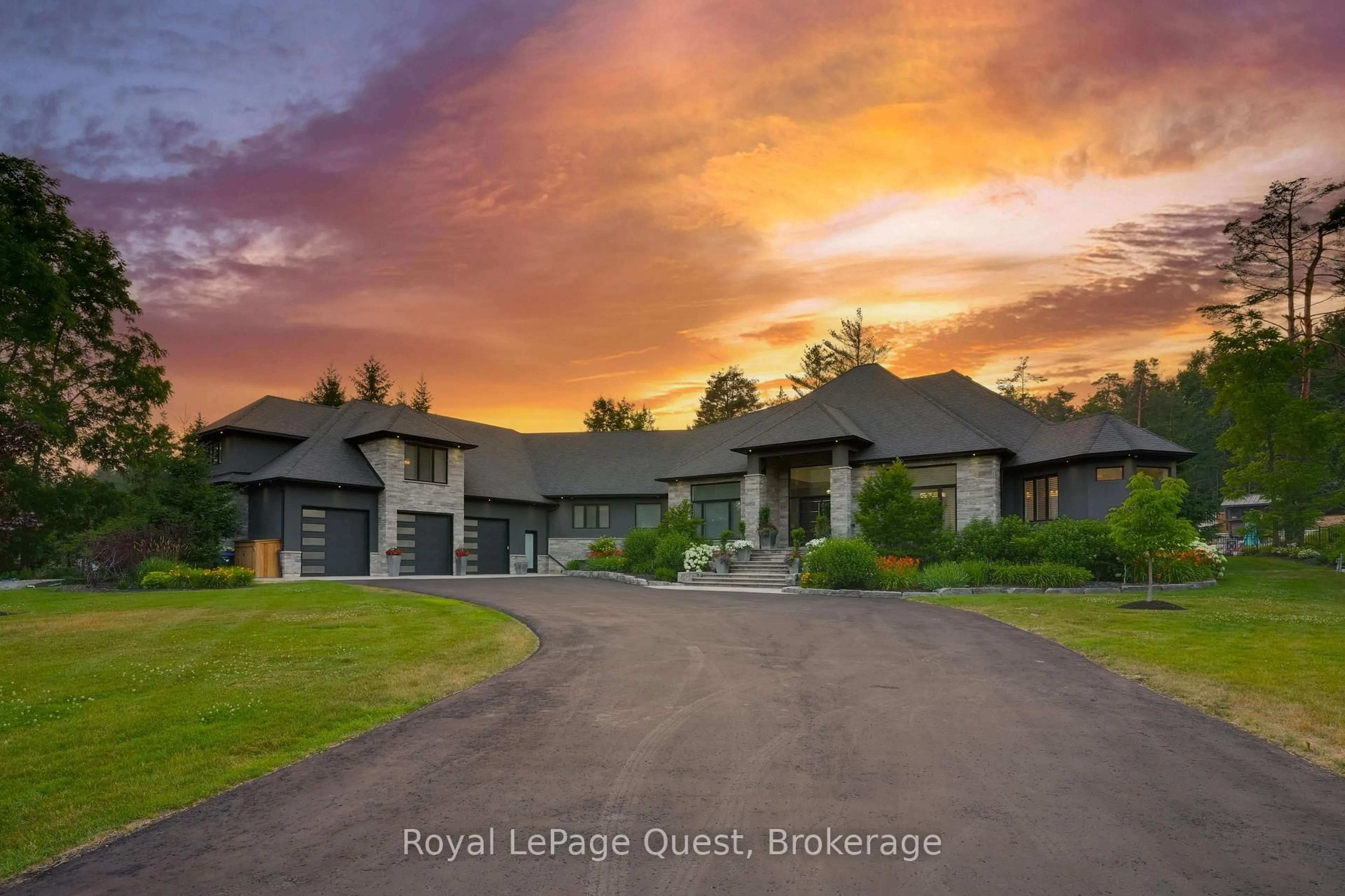 A pic from outside/outdoor area/front of a property/back of a property/a pic from drone, water/lake/river/ocean view for 8 Midves Crt, Springwater Ontario L9X 0P3