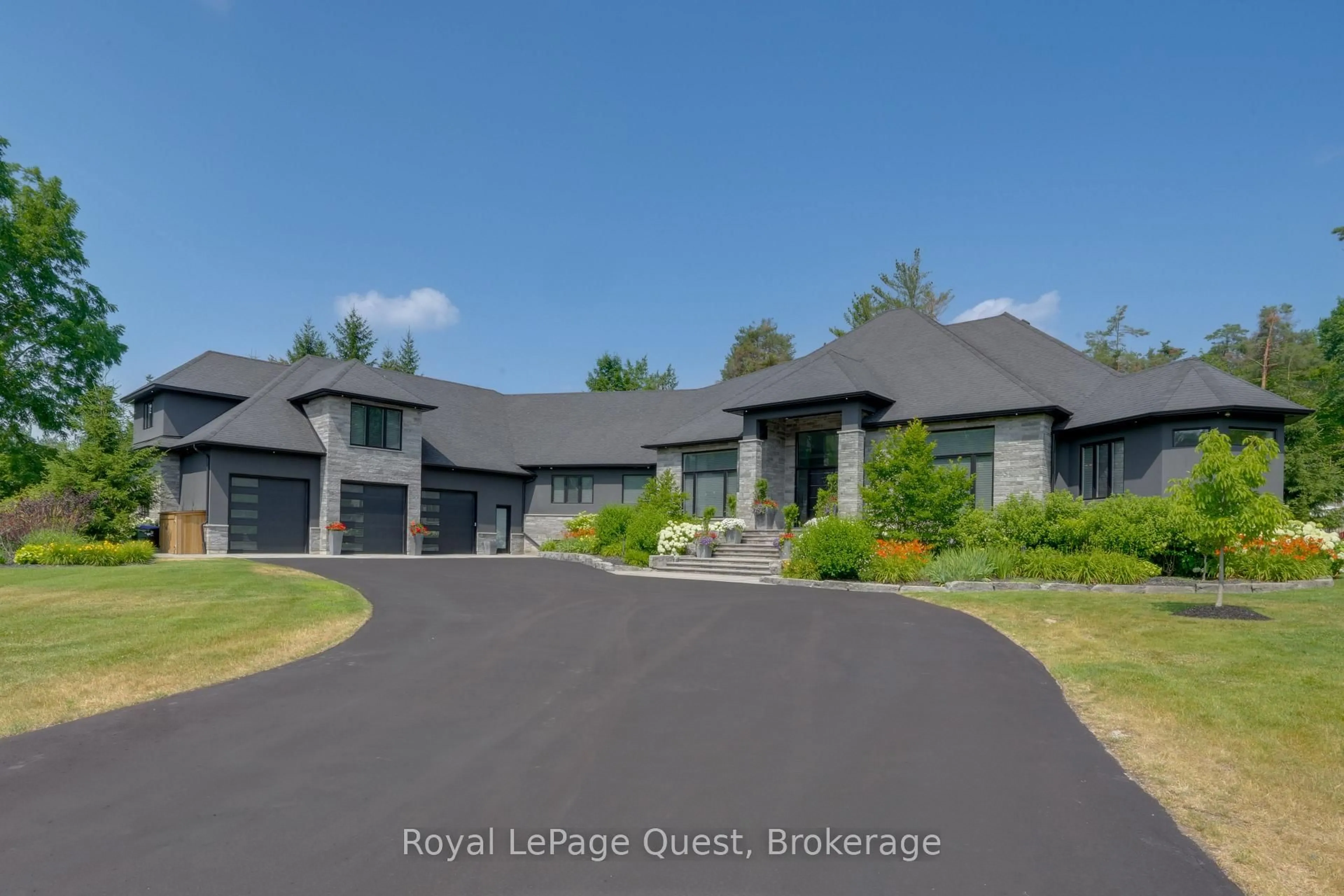 A pic from outside/outdoor area/front of a property/back of a property/a pic from drone, street for 8 Midves Crt, Springwater Ontario L9X 0P3