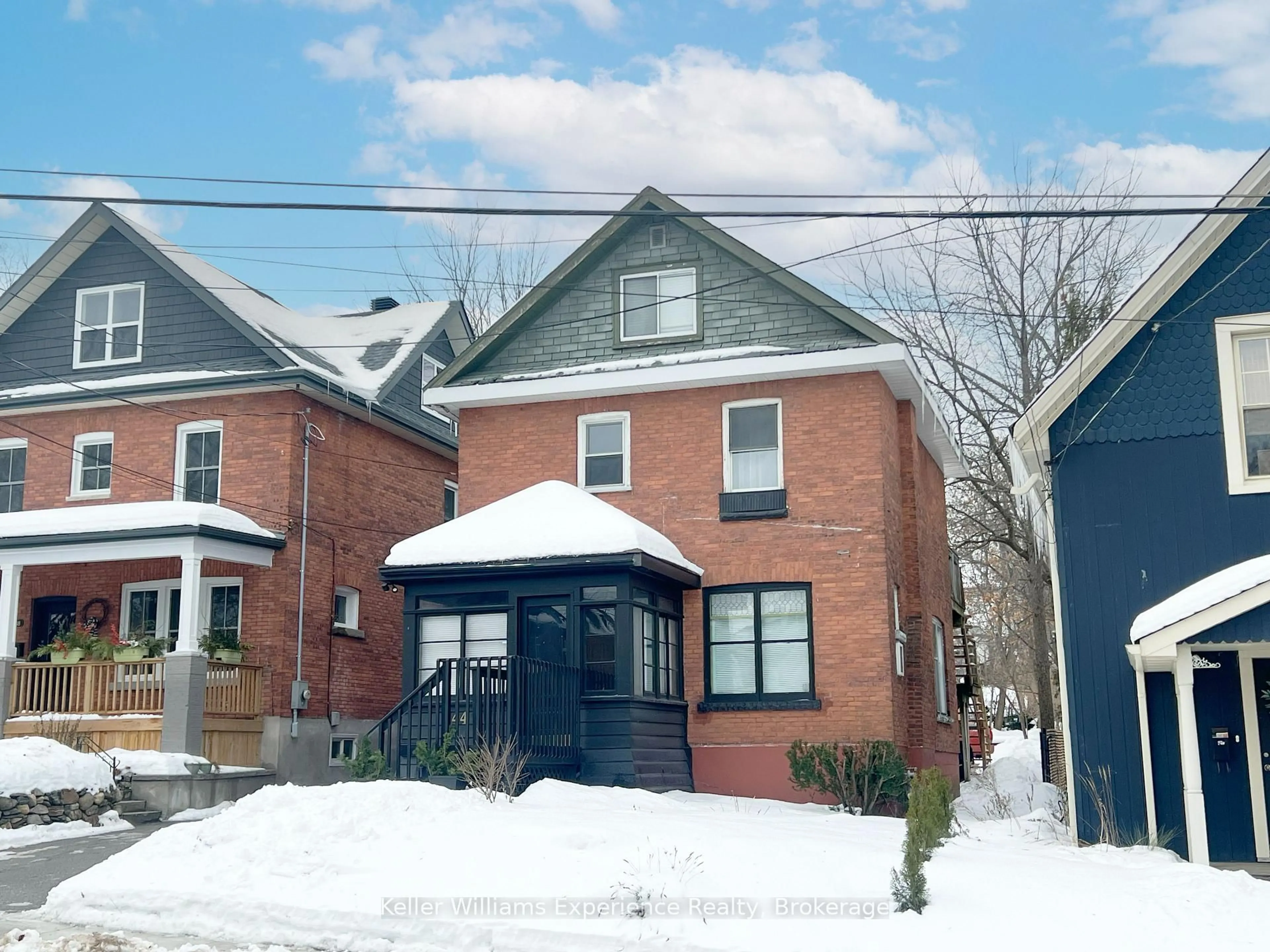 Home with brick exterior material, street for 344 First St, Midland Ontario L4R 3P2