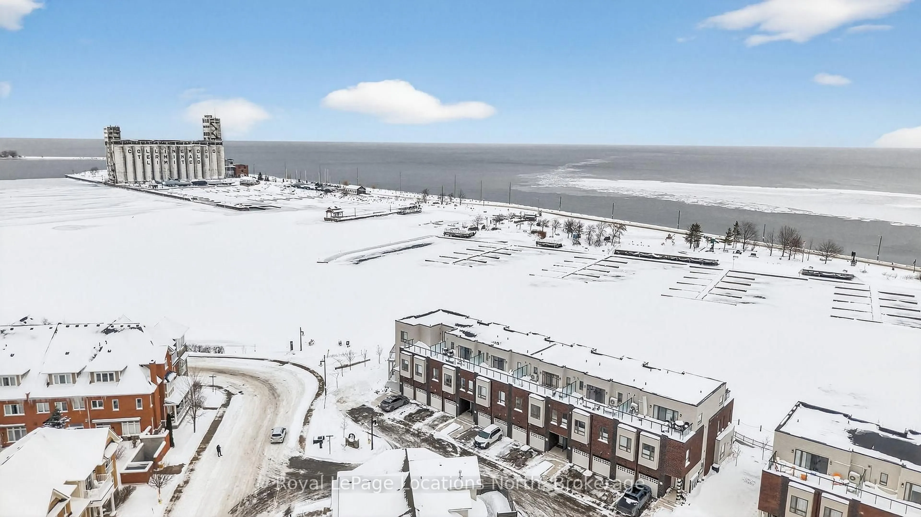 A pic from outside/outdoor area/front of a property/back of a property/a pic from drone, water/lake/river/ocean view for 4 Huronic Crt, Collingwood Ontario L9Y 5L6