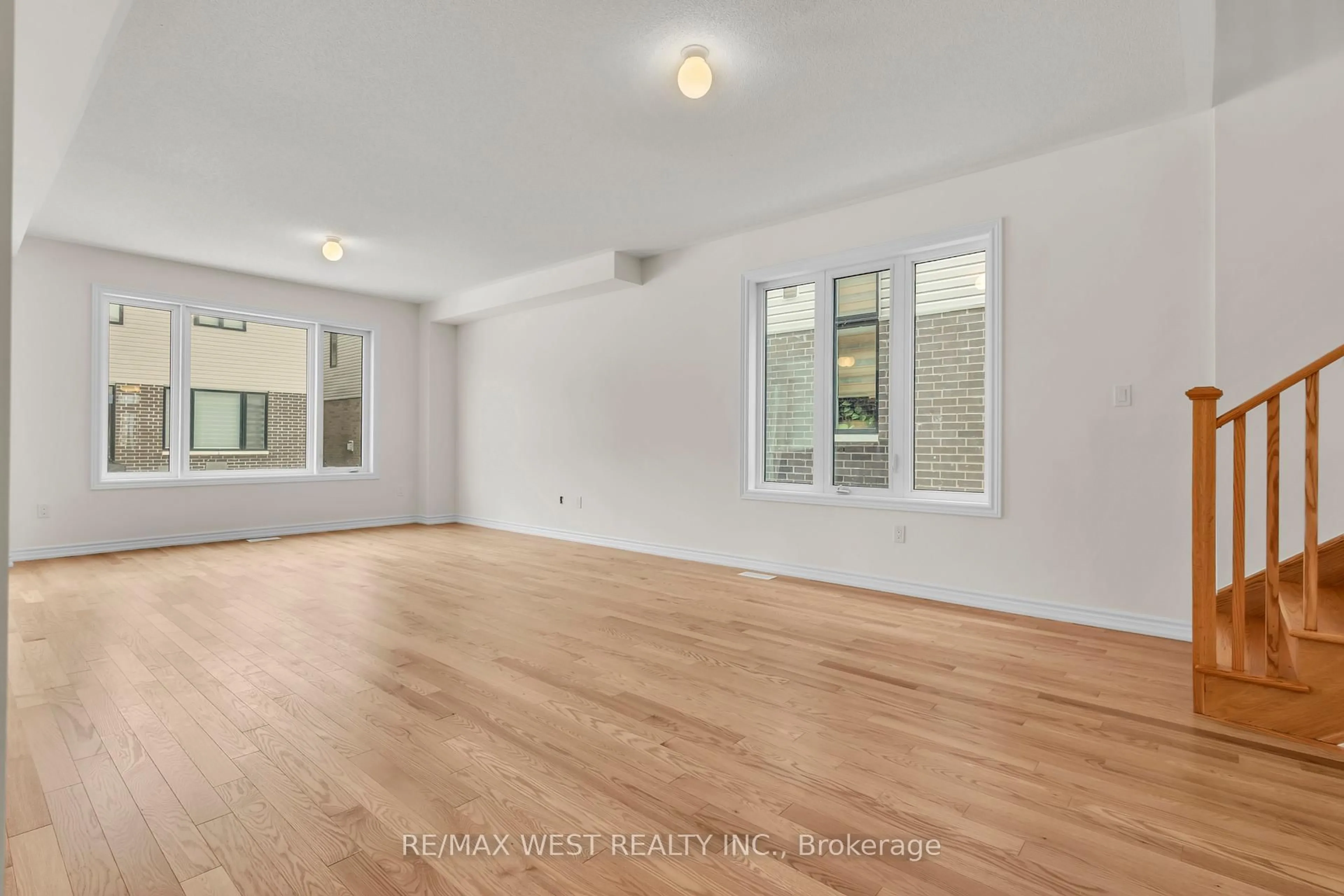 A pic of a room for 195 Terry Fox Dr, Barrie Ontario L9J 0C4