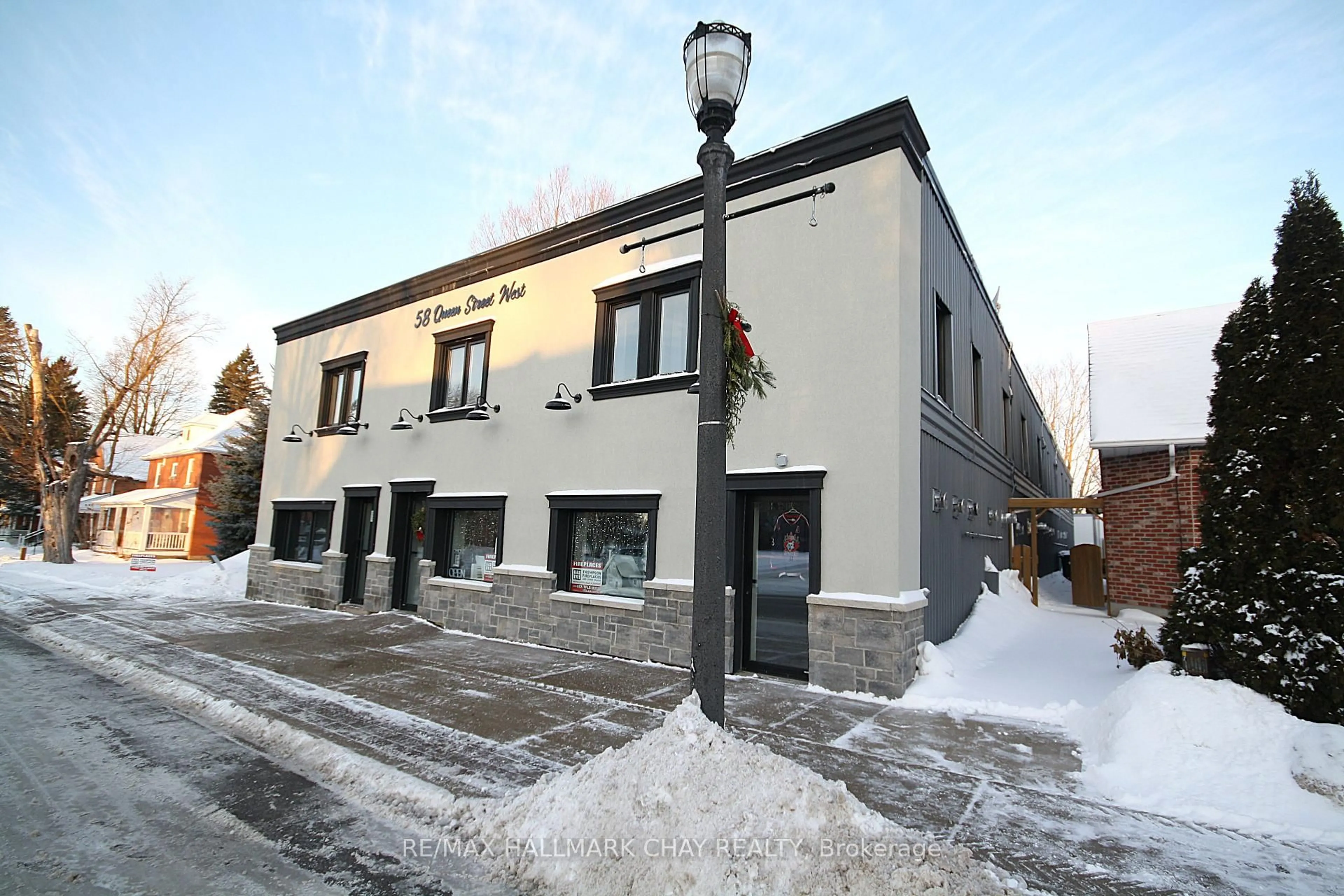 Patio, building for 58 Queen St St, Springwater Ontario L0L 1P0