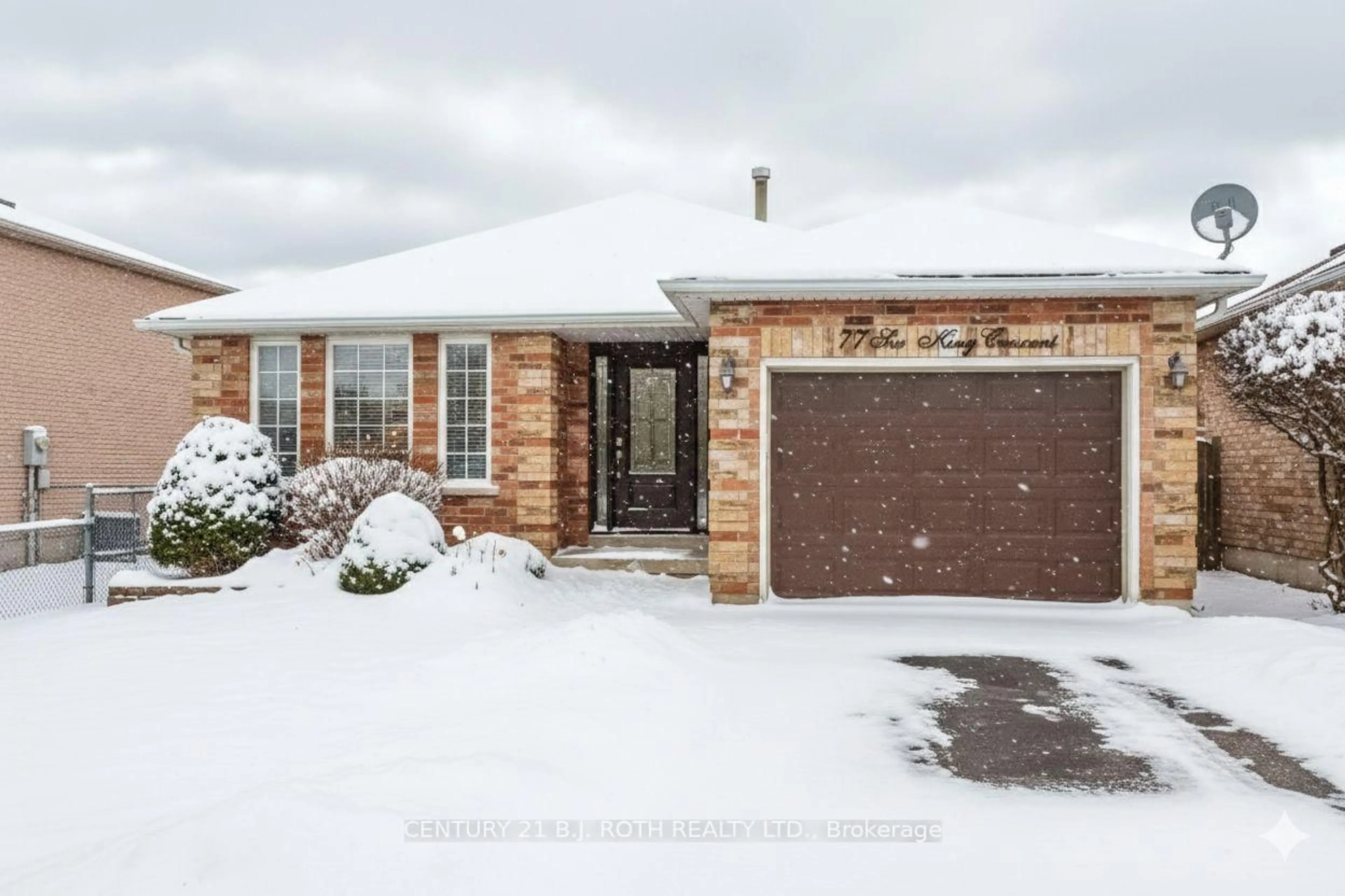 Home with brick exterior material, street for 77 Sun King Cres, Barrie Ontario L4M 7K4